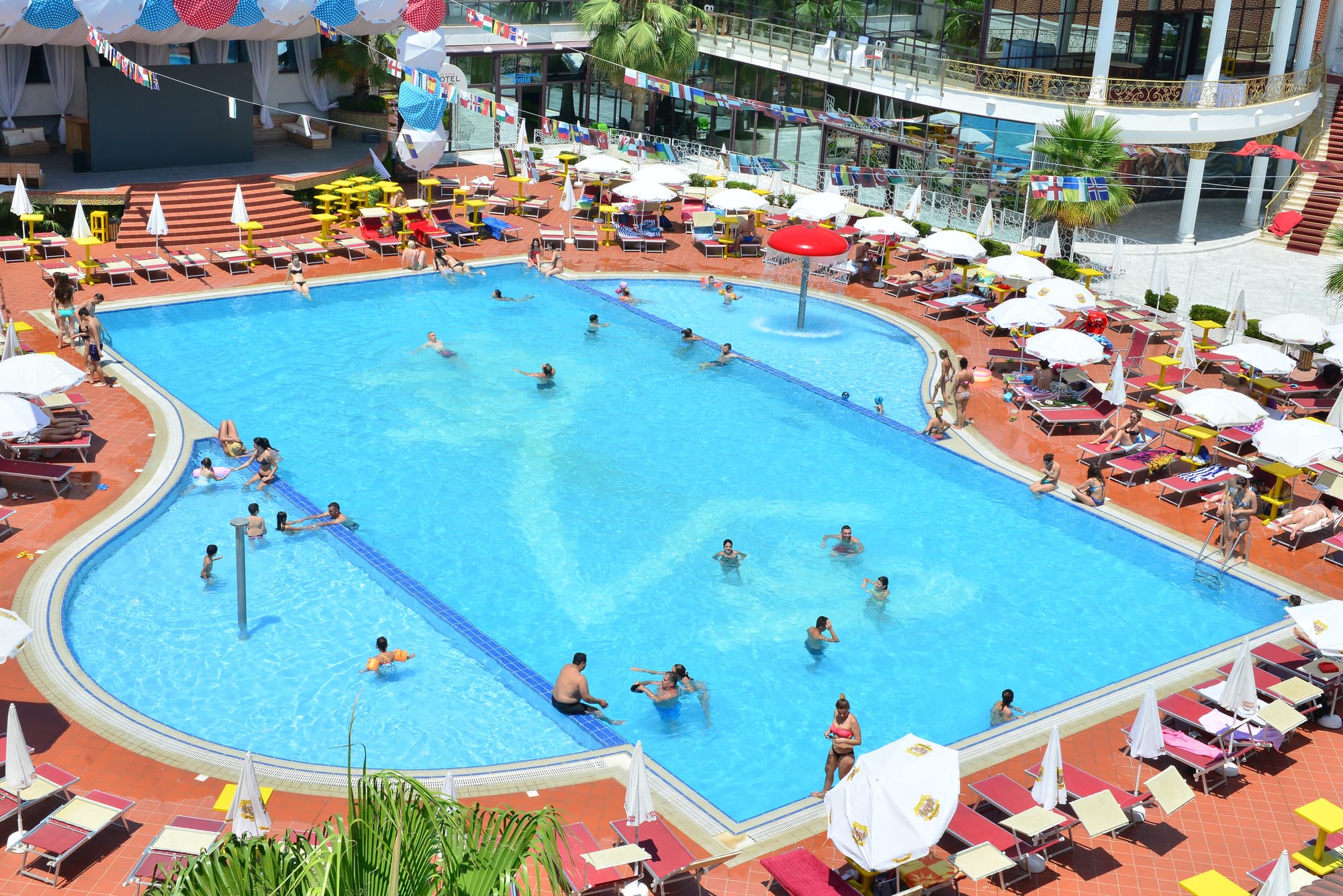 Hotel Te Stela Resort, Pool