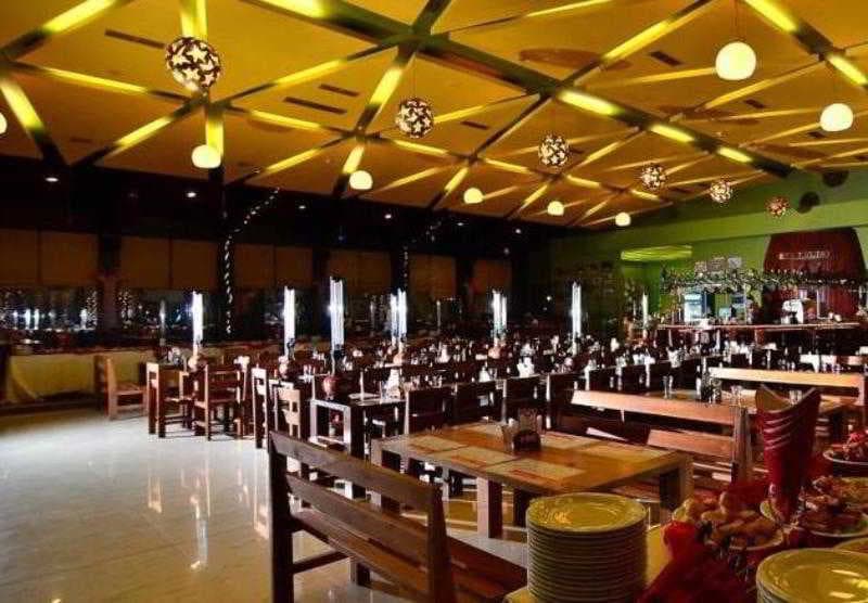 Hotel Te Stela Resort, Restaurant