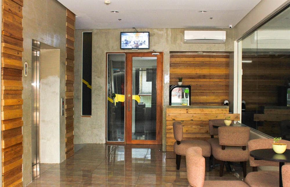 Cebu R Hotel - Mabolo, Bar