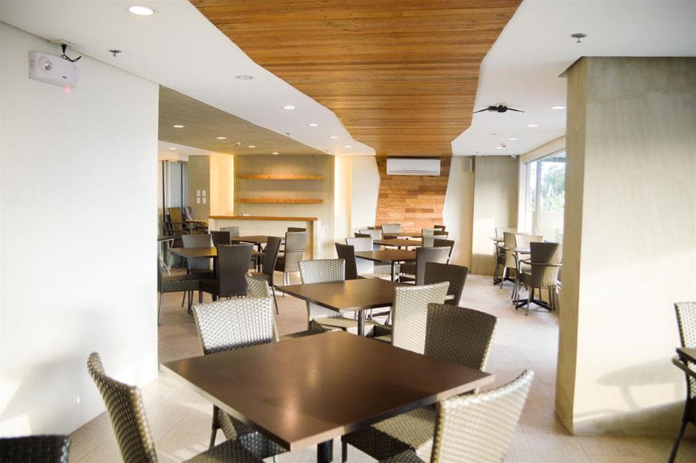 Cebu R Hotel - Mabolo, Restaurant