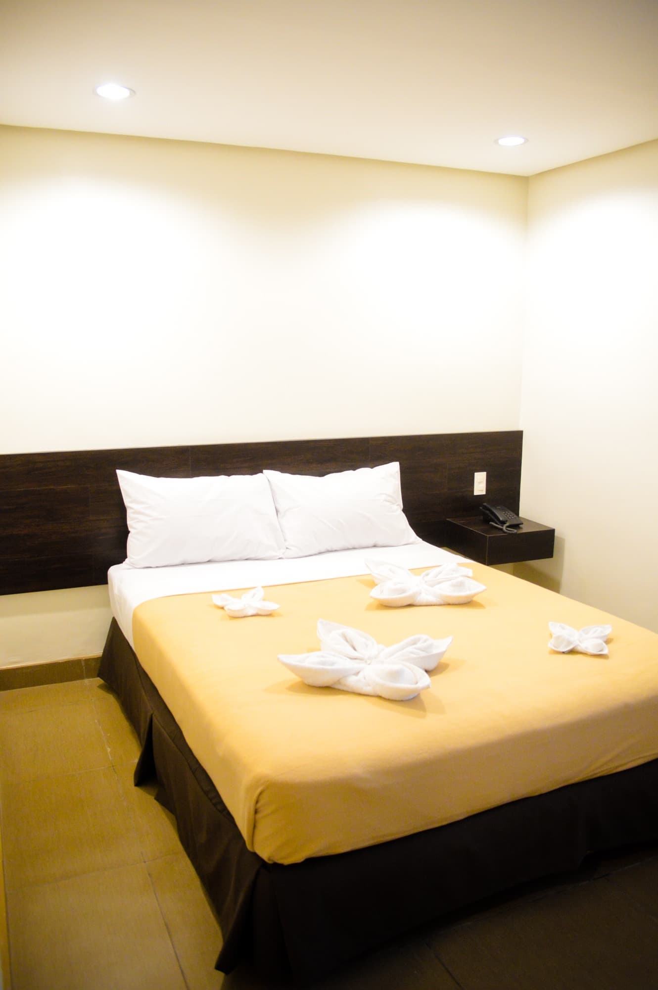 Cebu R Hotel - Mabolo, Room