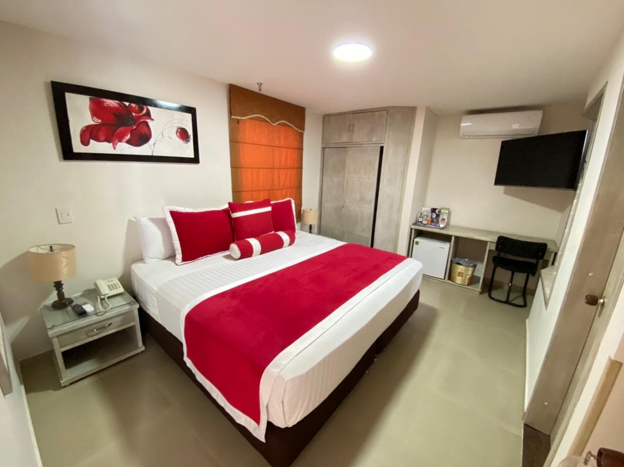 Cabecera Country, Room