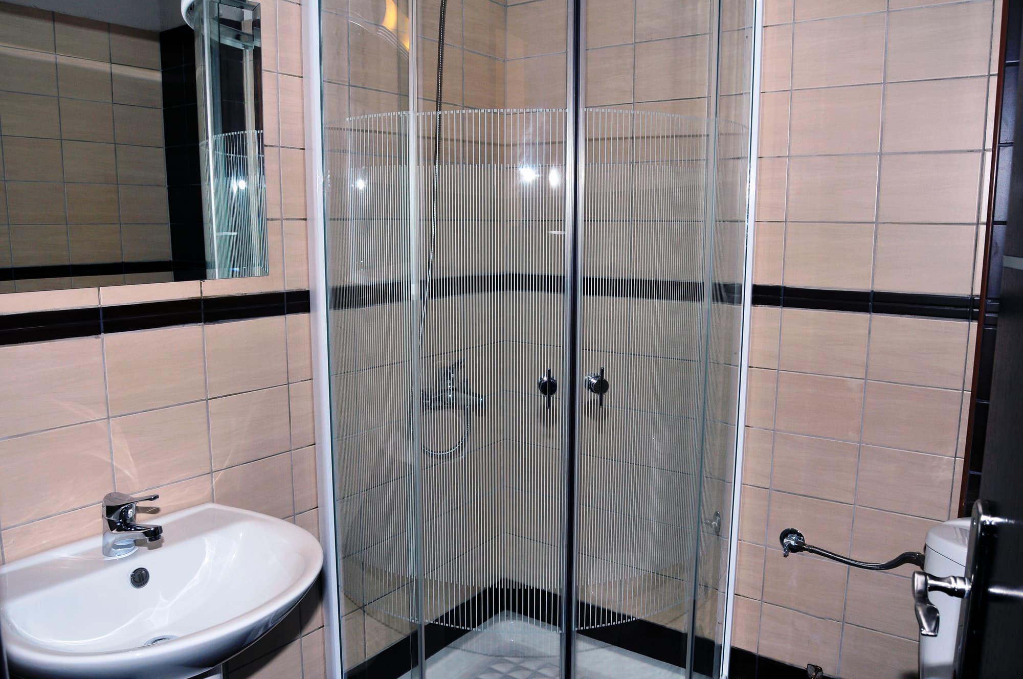 4-You Apartments, Room