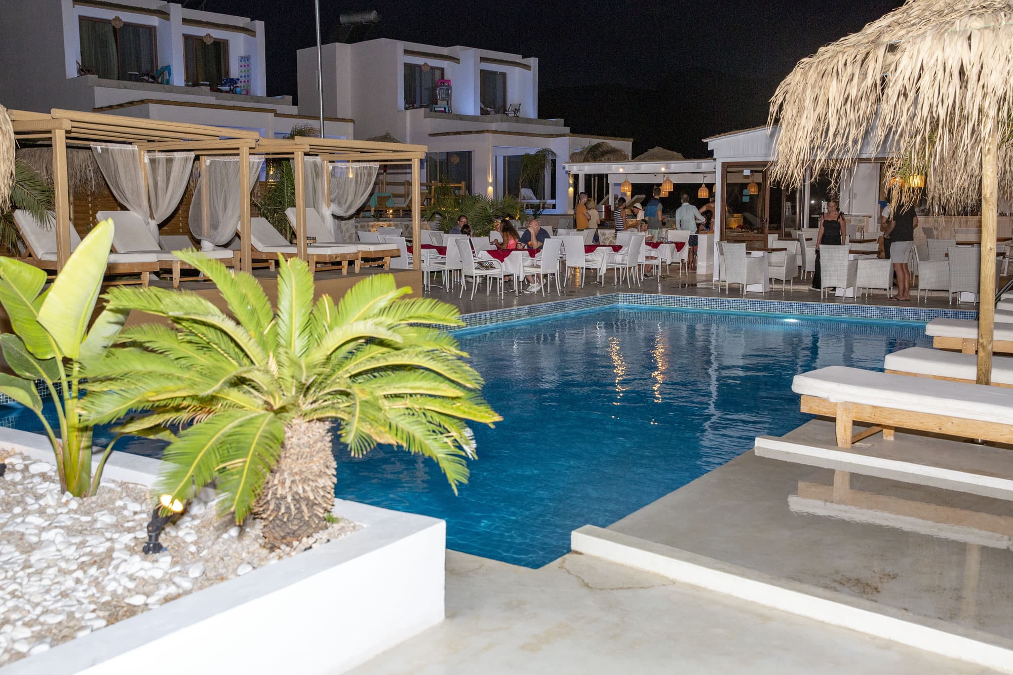 Alia suites & Alia beachfront suites and spa, Restaurant