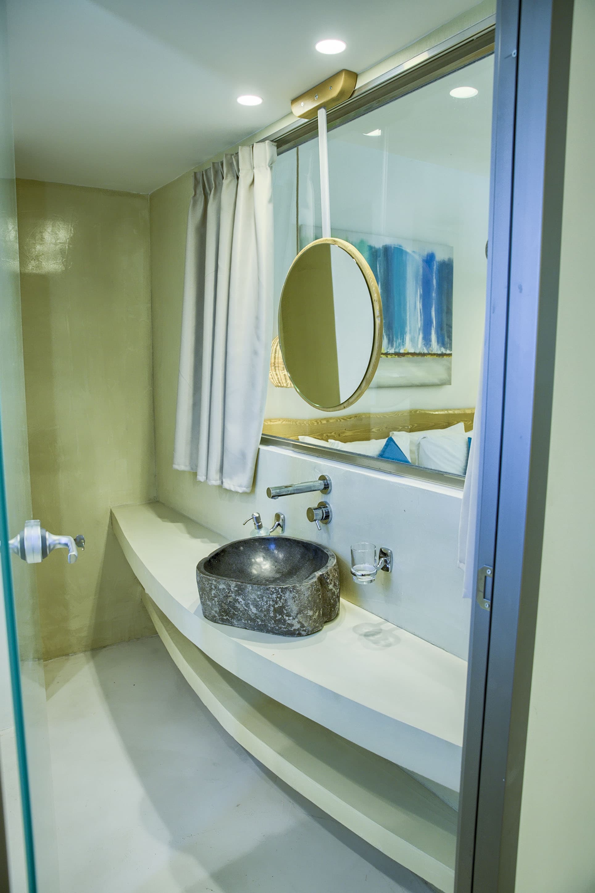 Alia suites & Alia beachfront suites and spa, Room