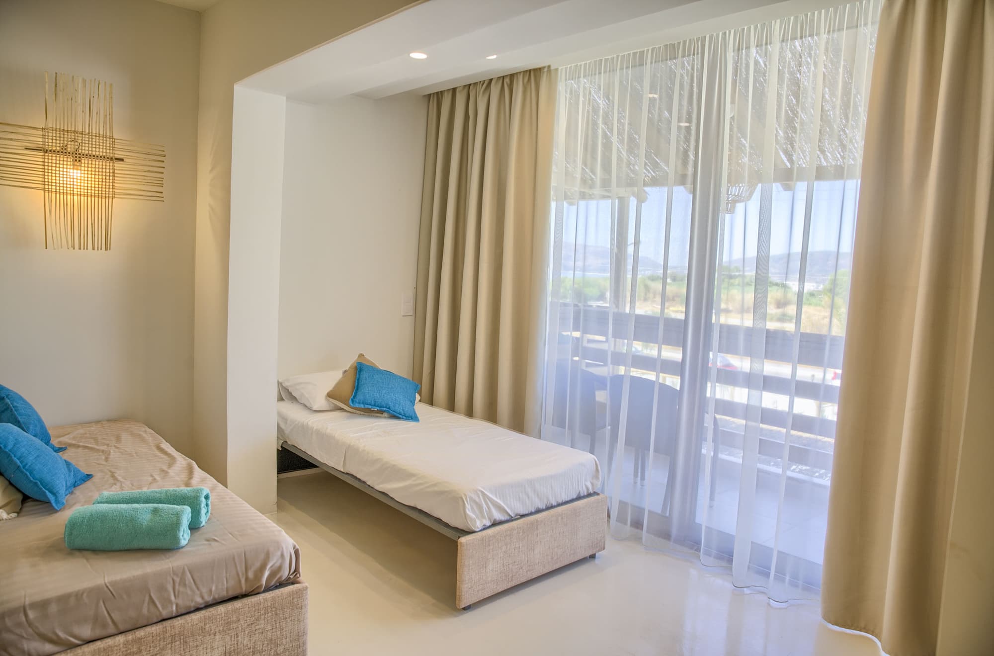 Alia suites & Alia beachfront suites and spa, Room