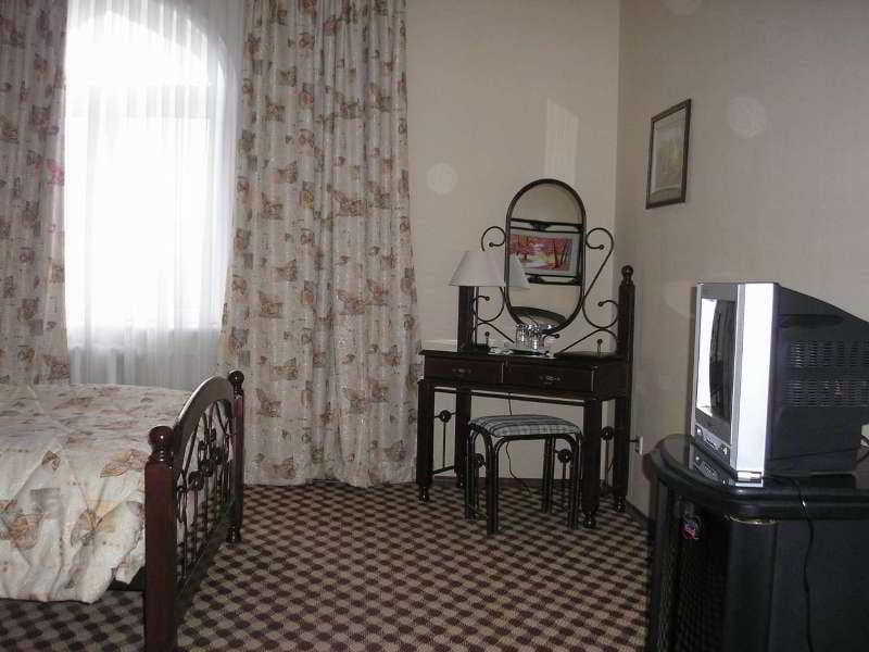 Asia Bukhara Hotel, Room