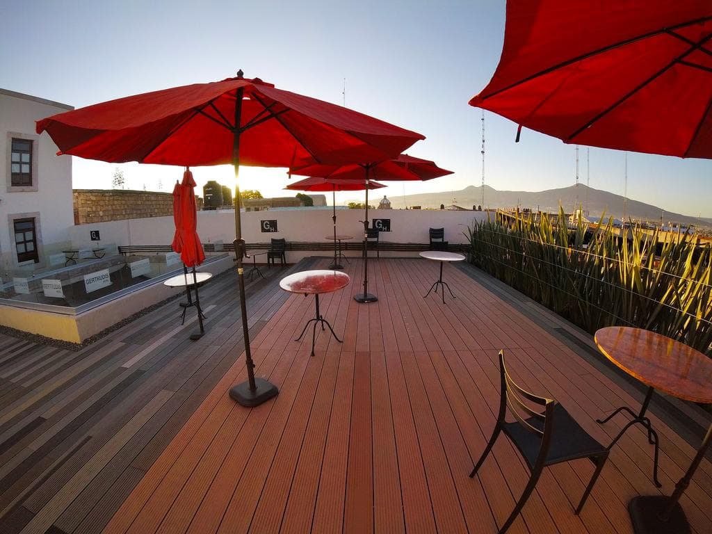 Gertrudis Hotel, Terrace