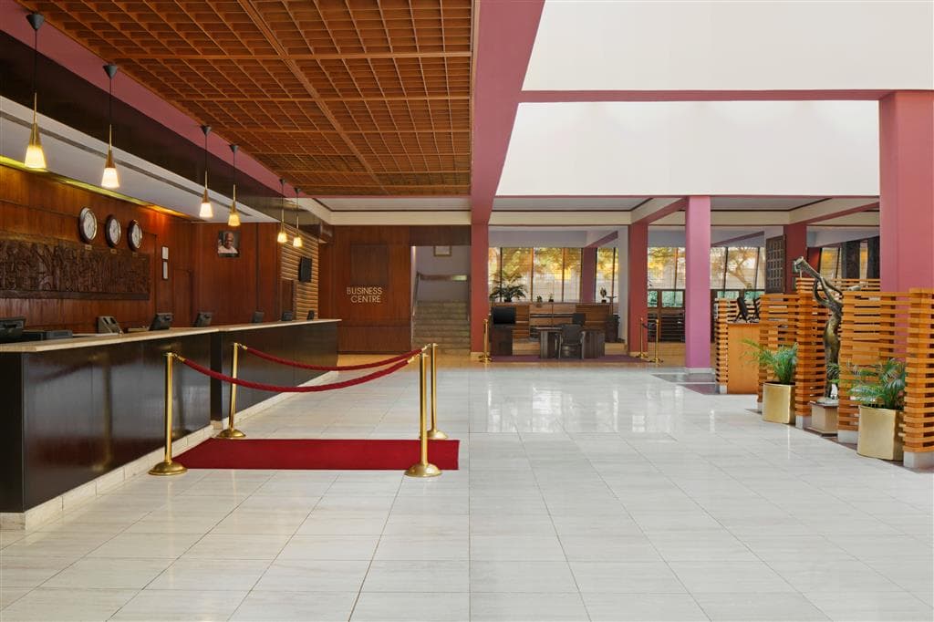 Abuja Continental Hotel, Lobby