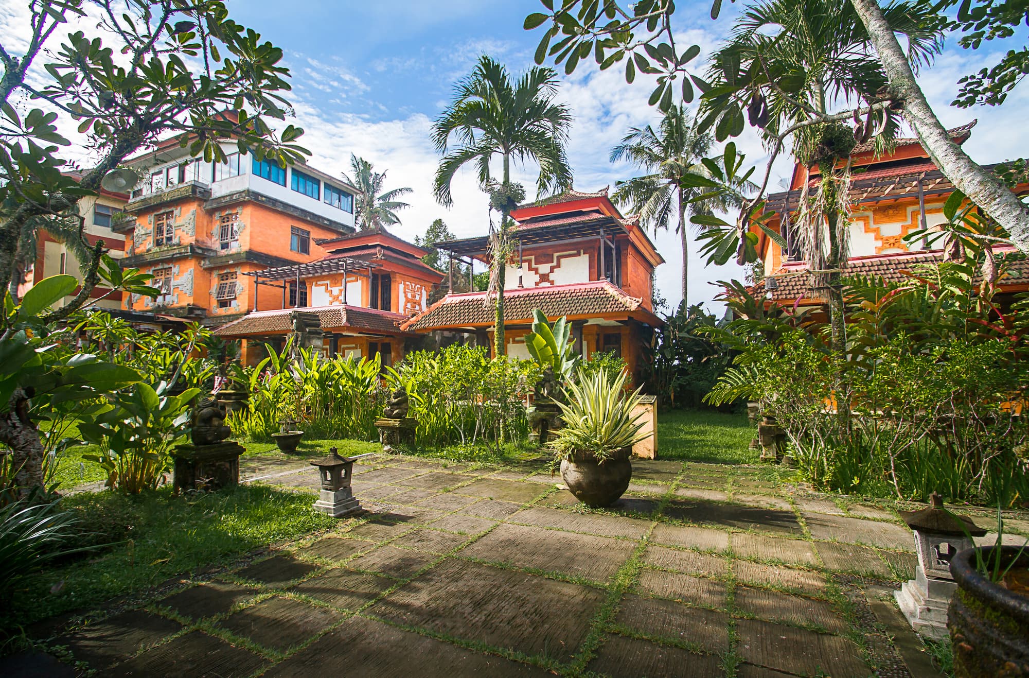 Suly Vegetarian Resort and Spa, General view