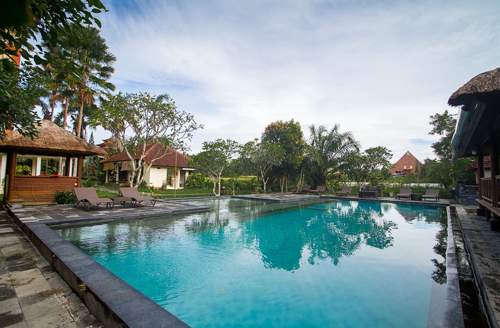 Suly Vegetarian Resort and Spa, Pool
