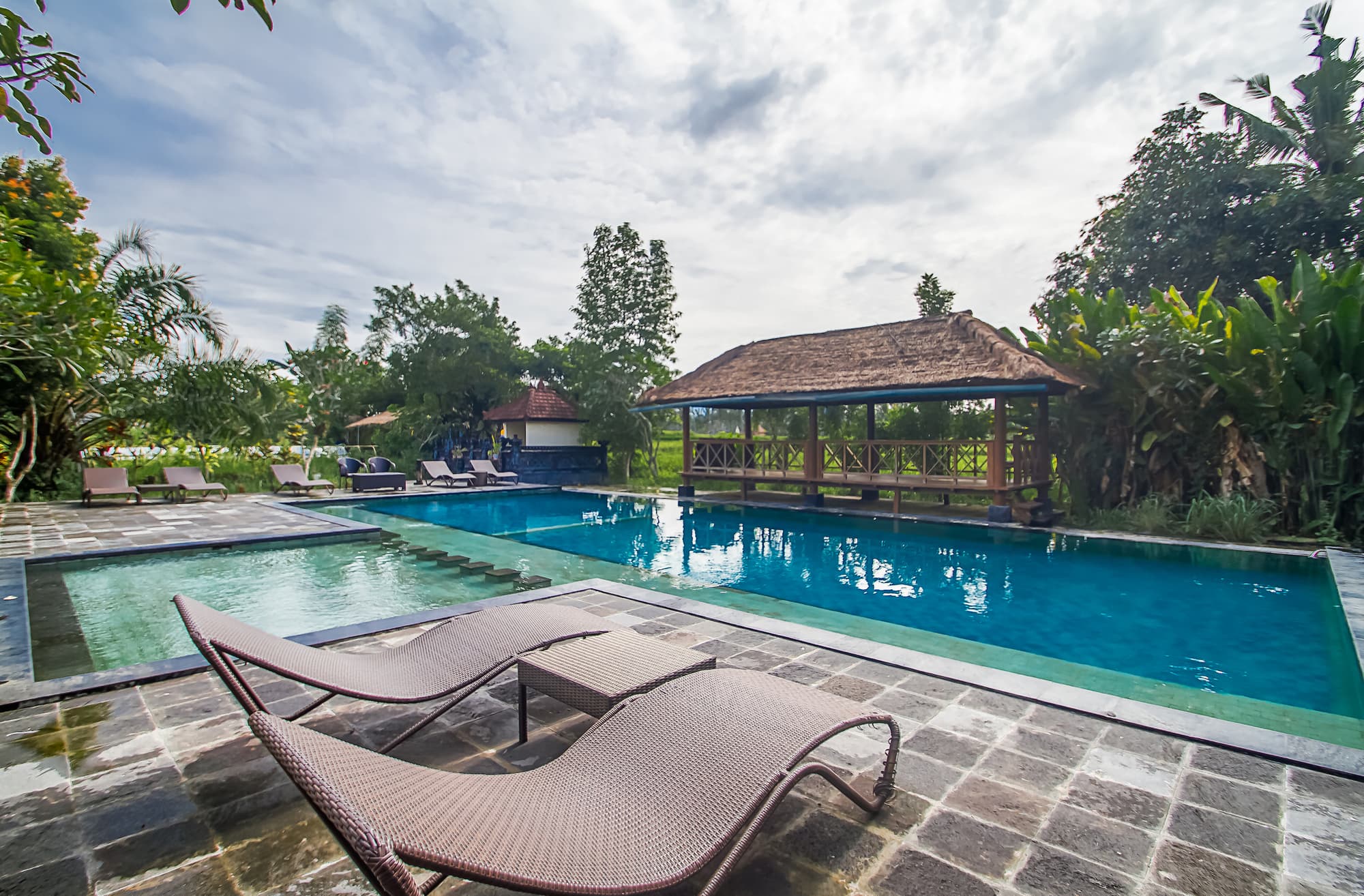 Suly Vegetarian Resort and Spa, Pool