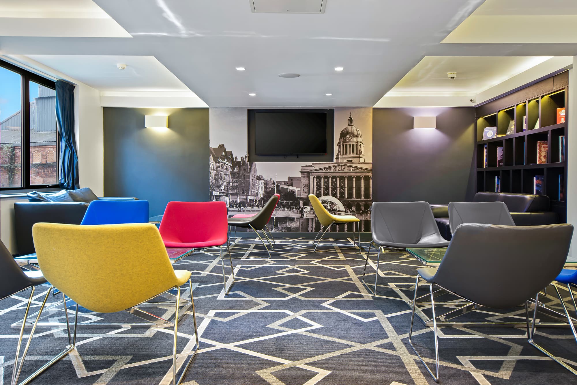 Roomzzz Nottingham, Lobby