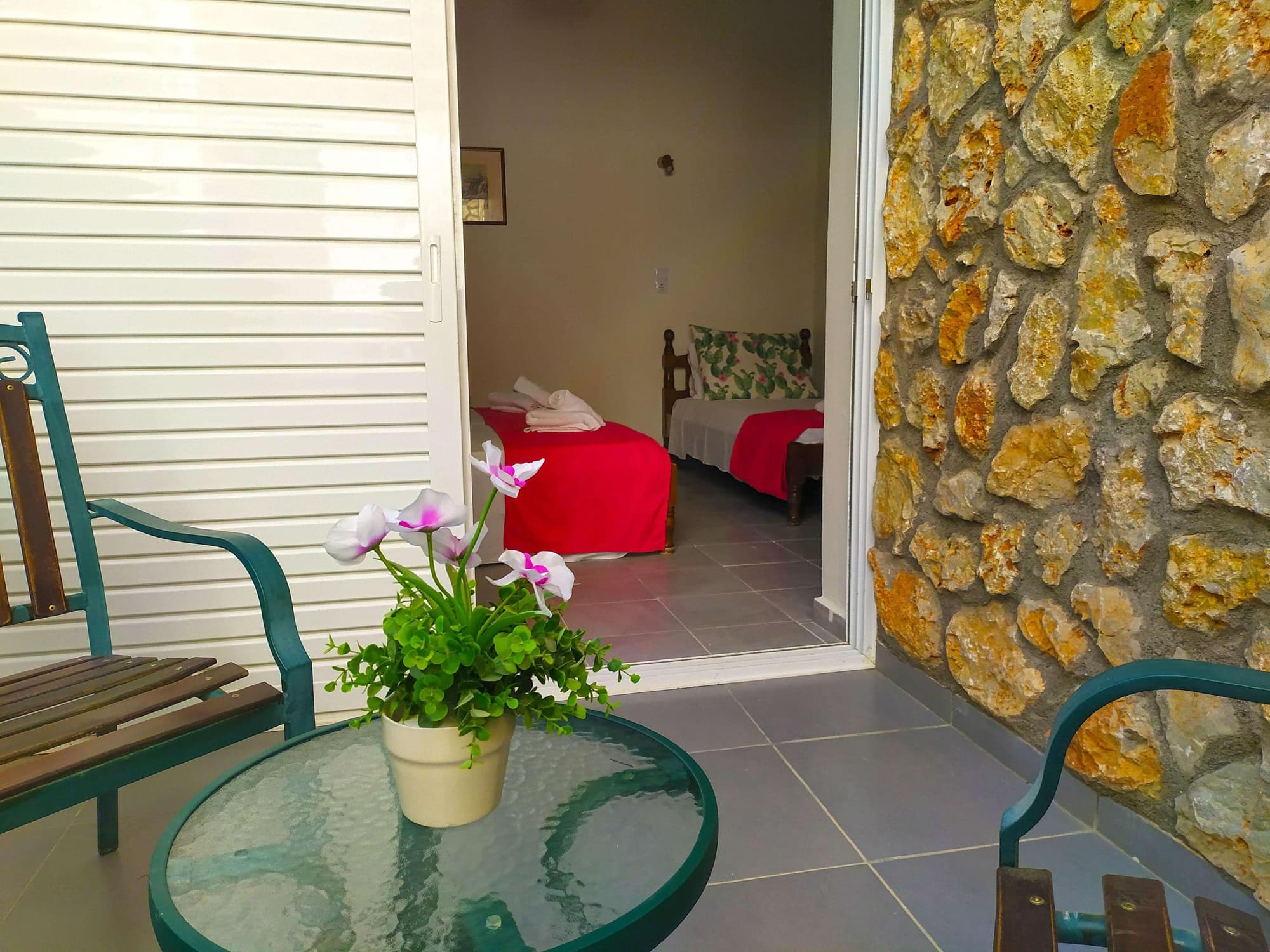 Silver Beach Hotel, Room