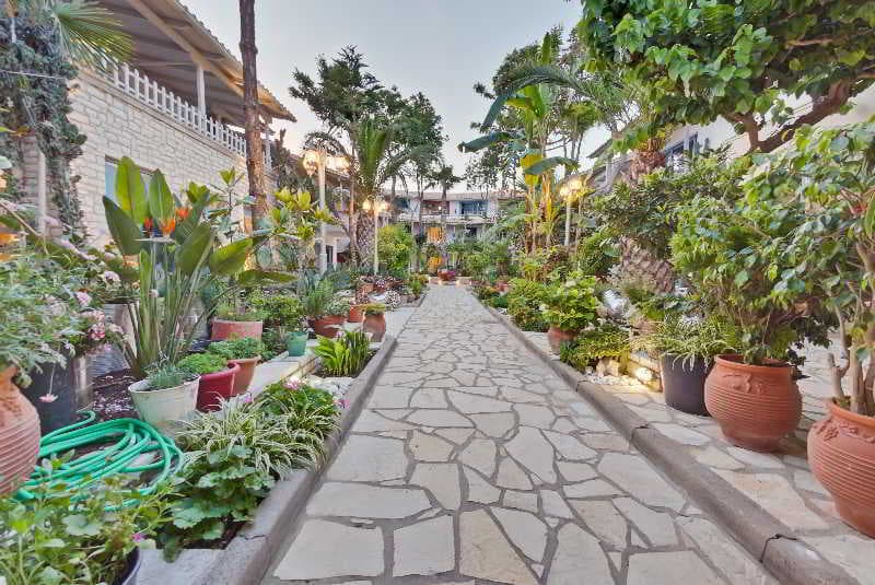 Rouda Bay Beach Hotel, General view