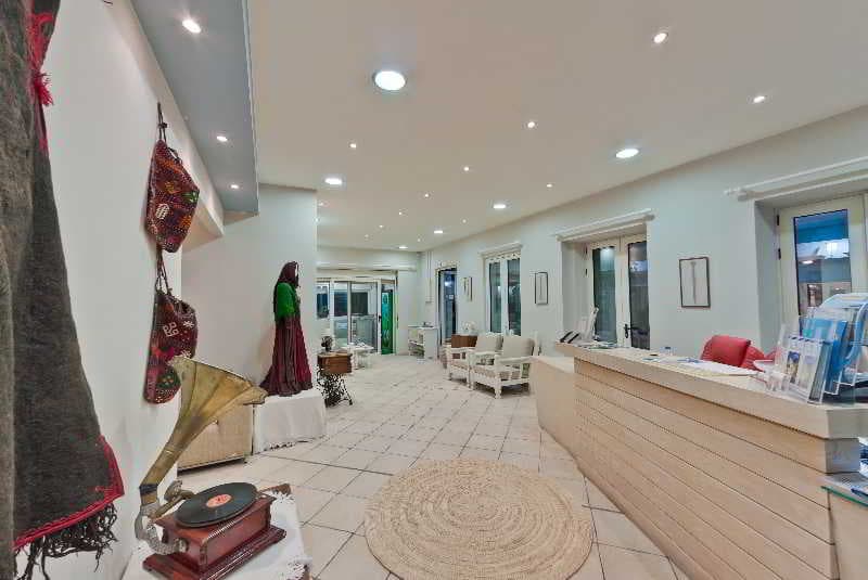 Rouda Bay Beach Hotel, Lobby