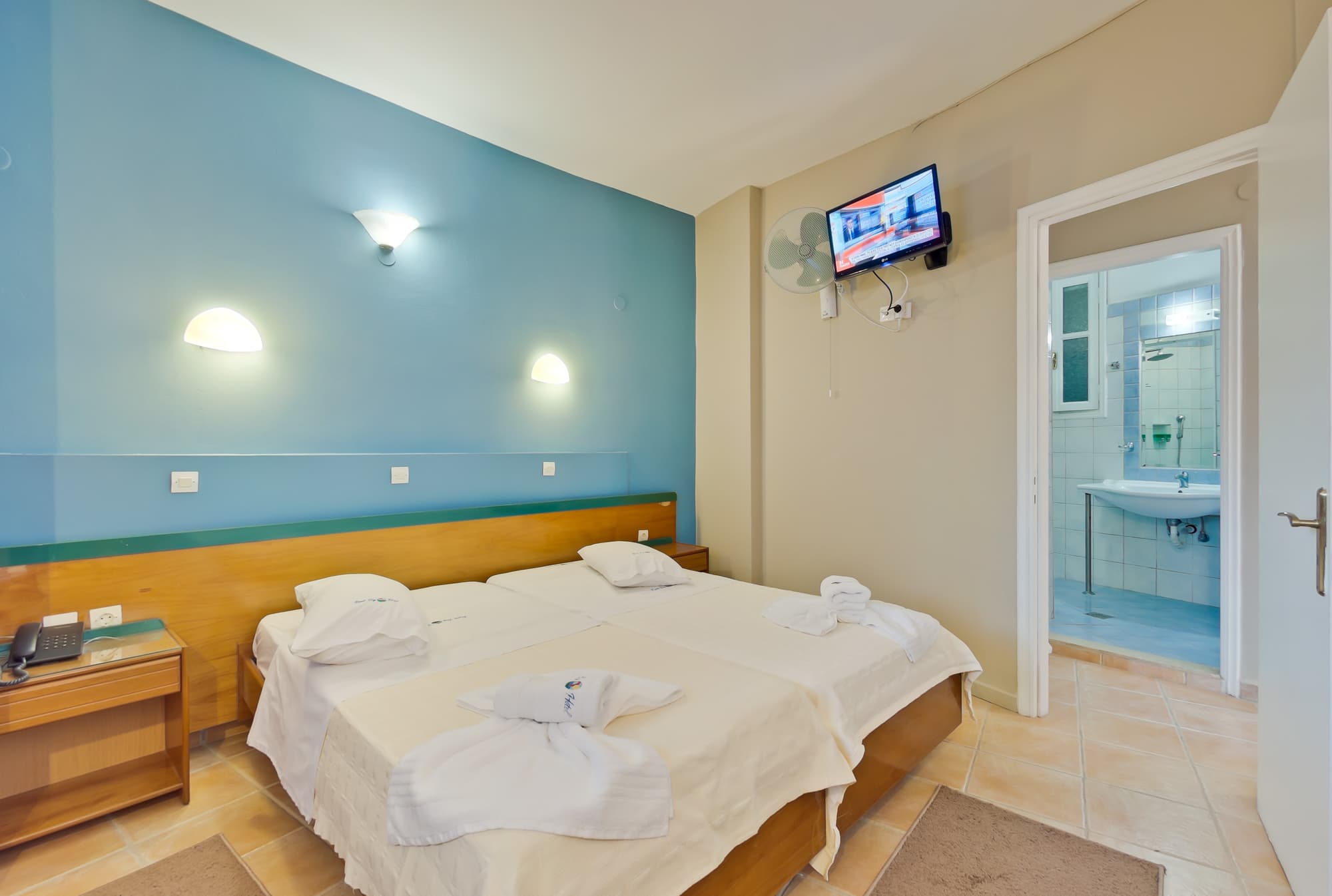 Rouda Bay Beach Hotel, Room