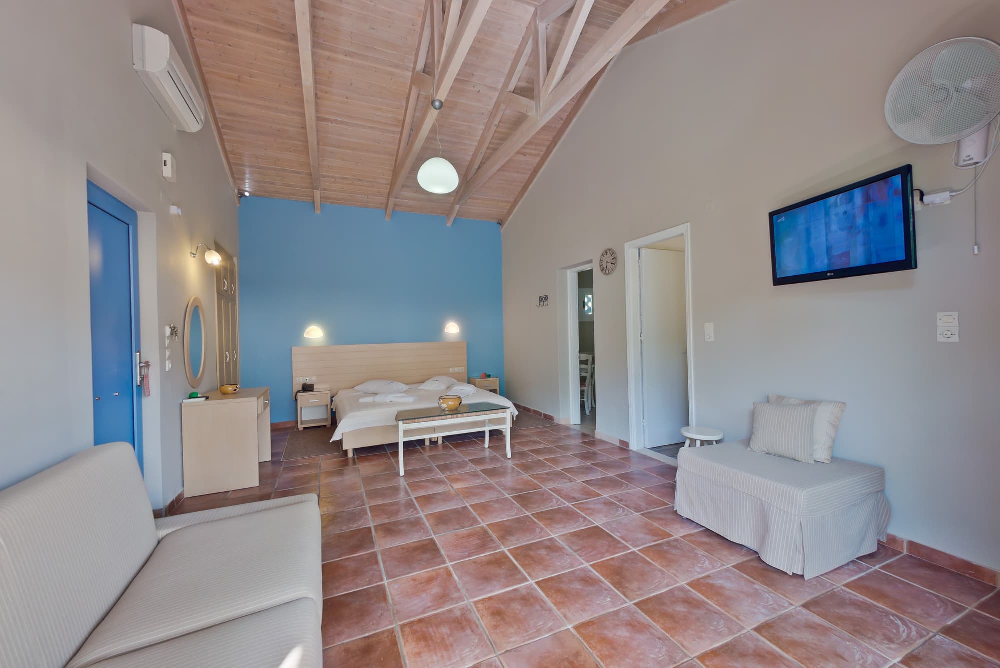 Rouda Bay Beach Hotel, Room