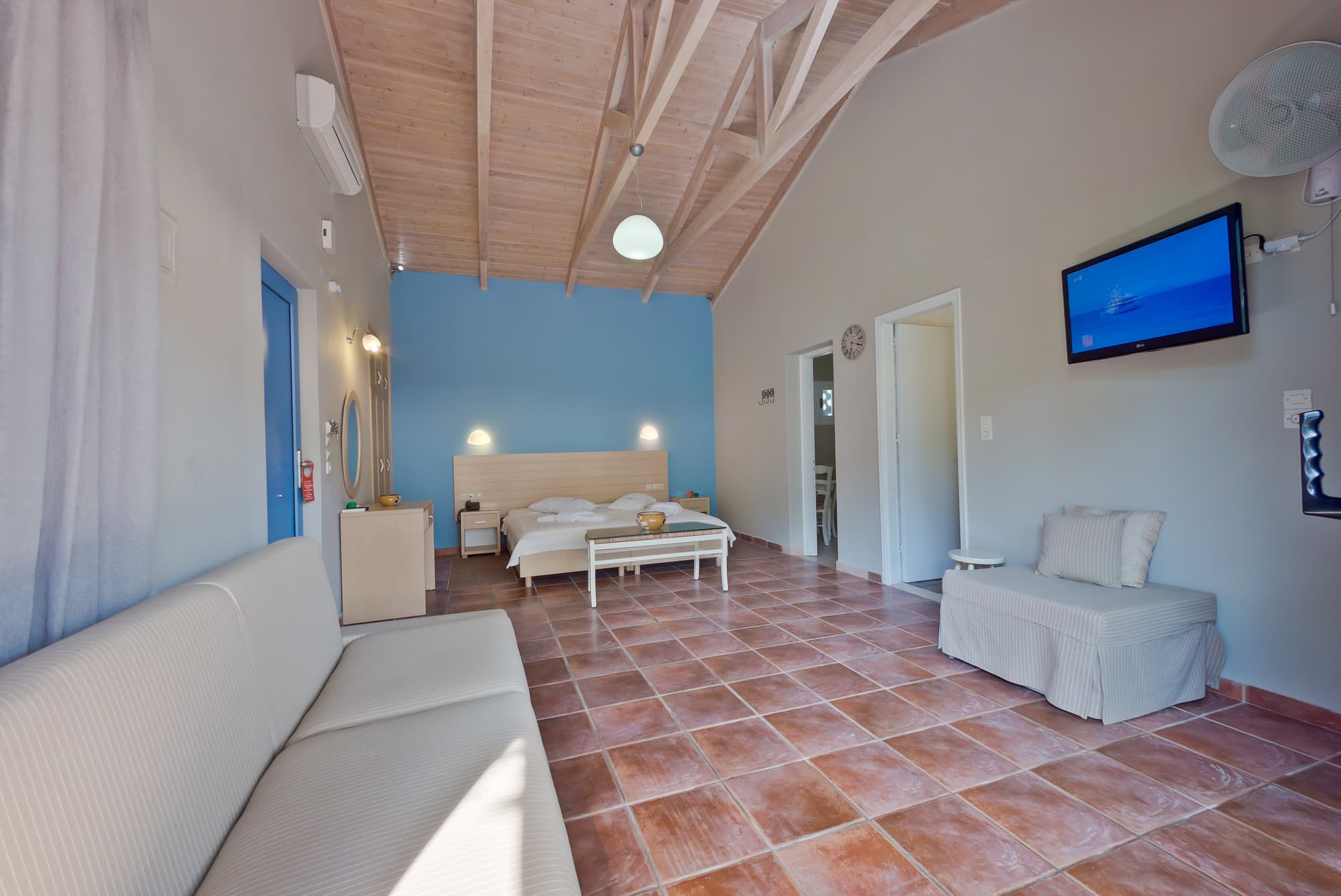 Rouda Bay Beach Hotel, Room