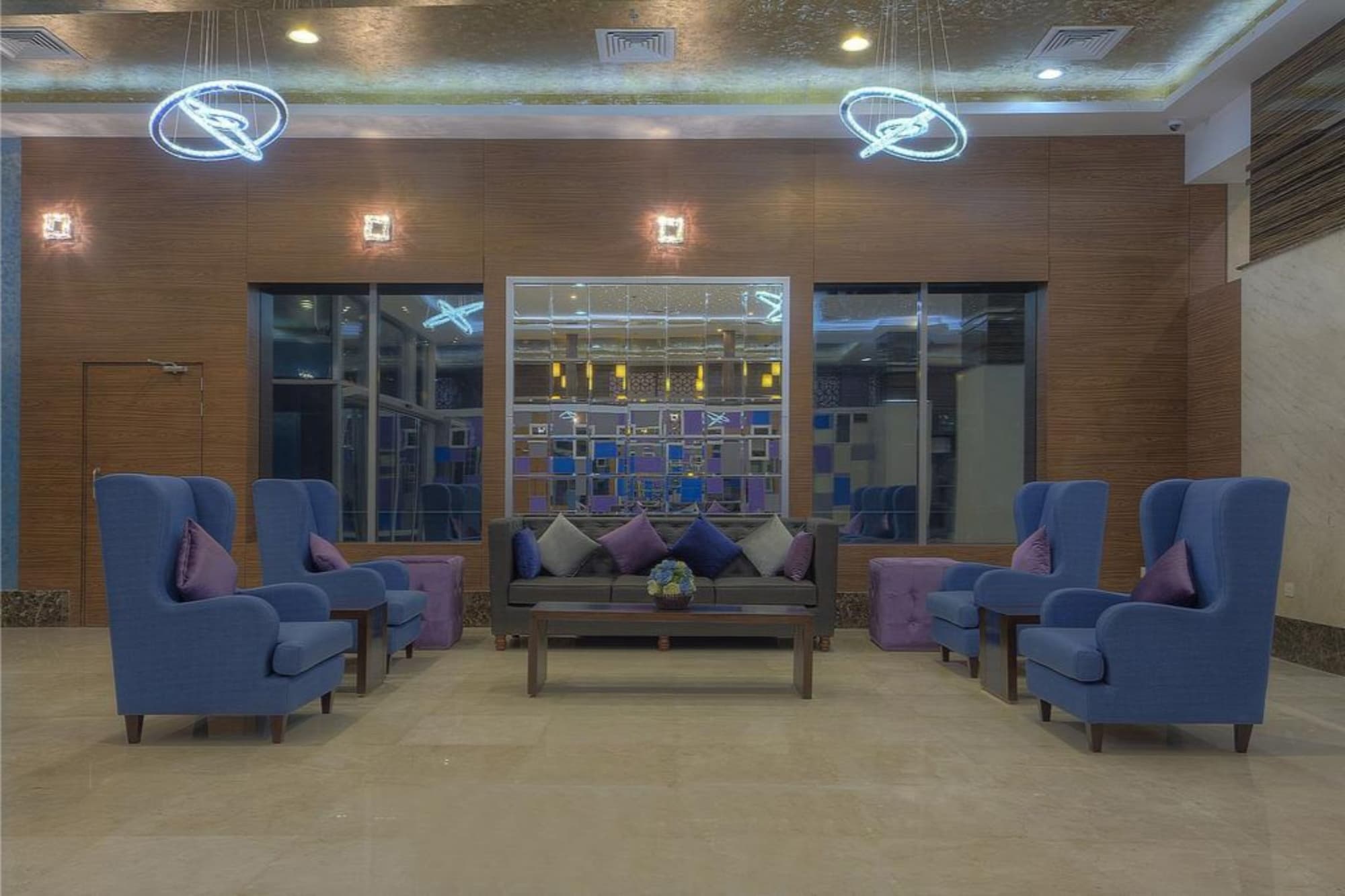 Orchid Vue Hotel, Lobby