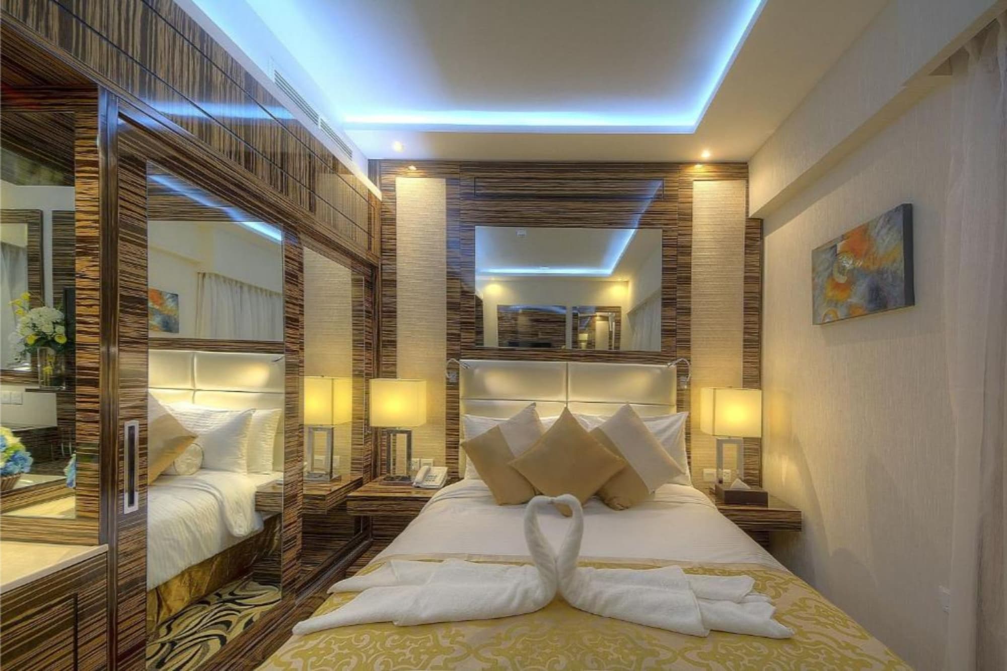 Orchid Vue Hotel, Room