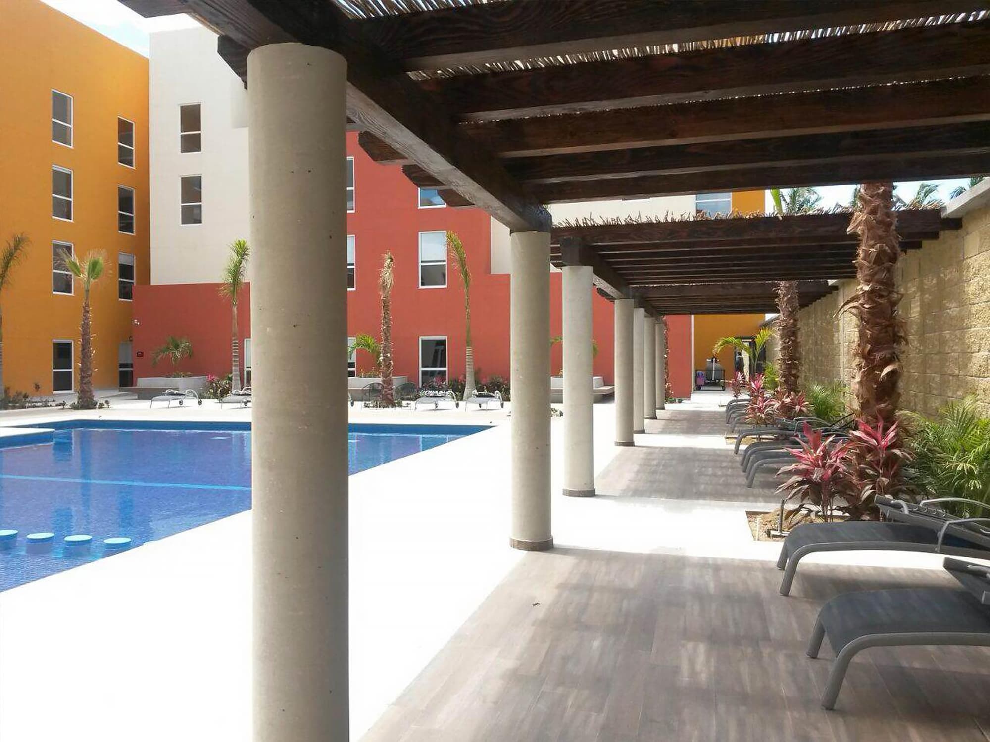 City Suites Cabo San Lucas, Pool