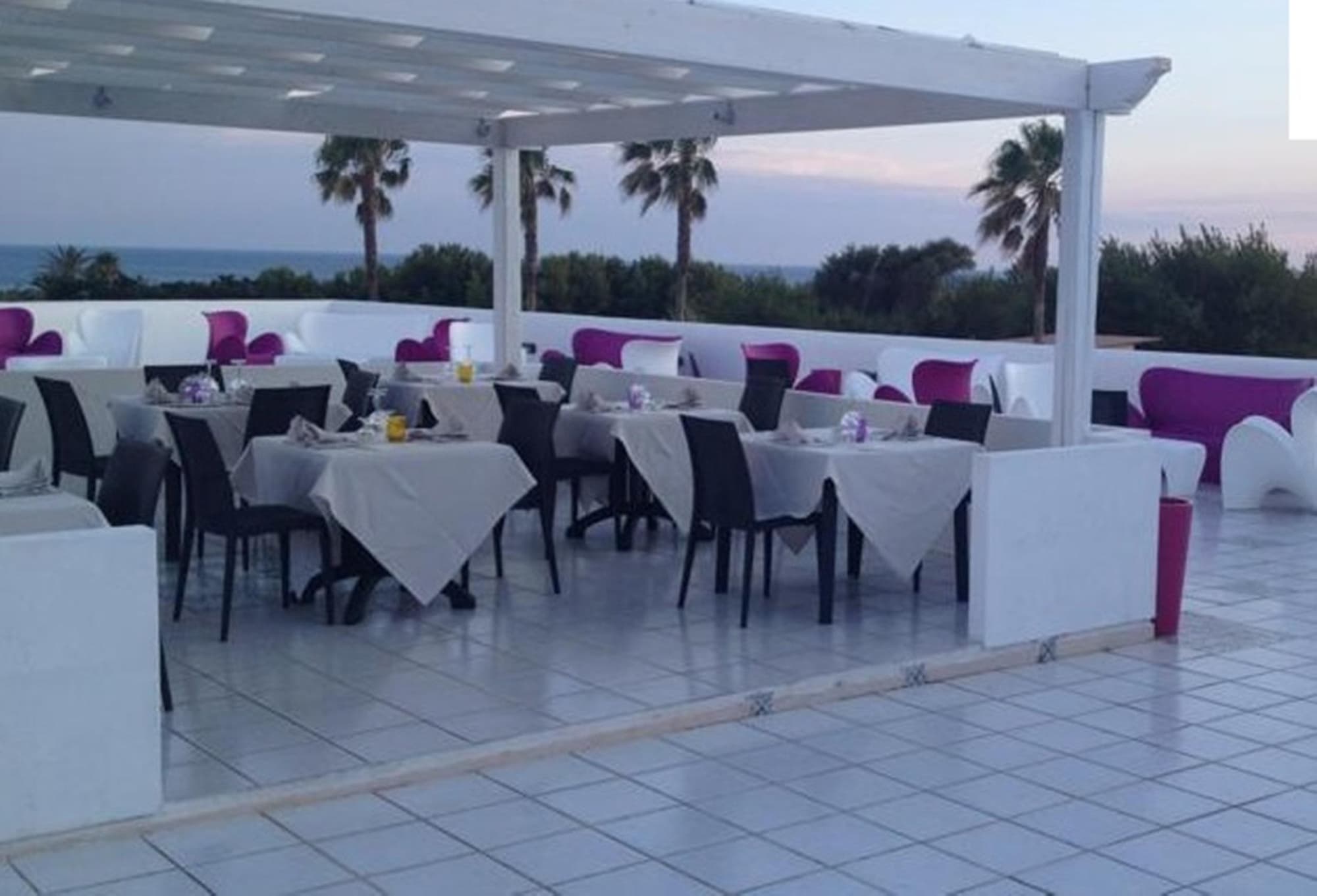 Zahira Resort & Village, Restaurant