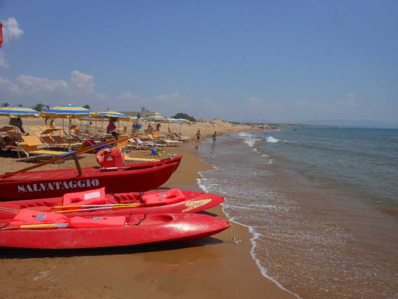 Zahira Resort & Village, Beach