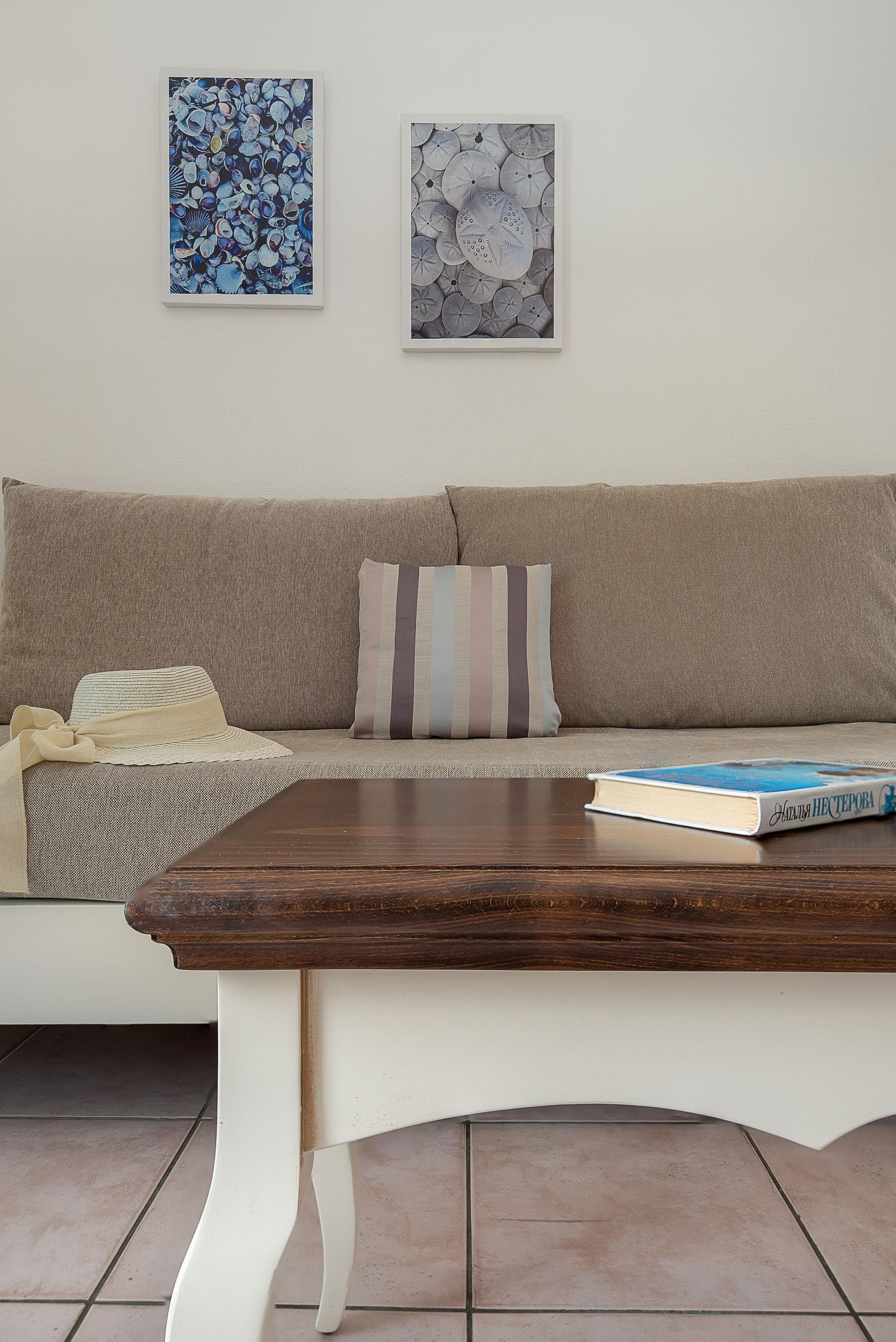 Diamond Apts and Suites, Room