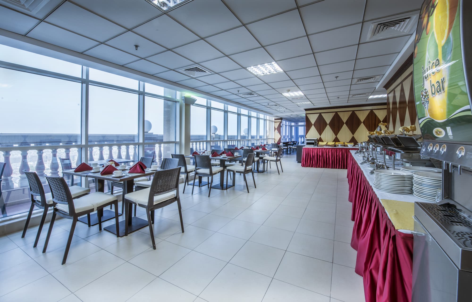 Sunday Mega Hotel Sheikh Zayed Road Near DIFC, Restaurant