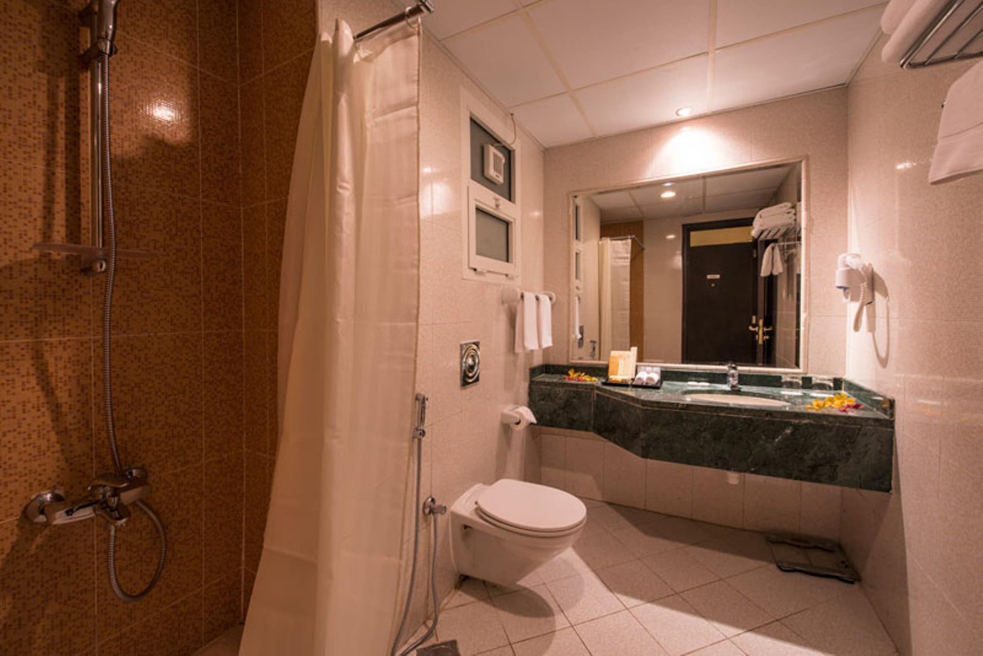 Sunday Mega Hotel Sheikh Zayed Road Near DIFC, Room