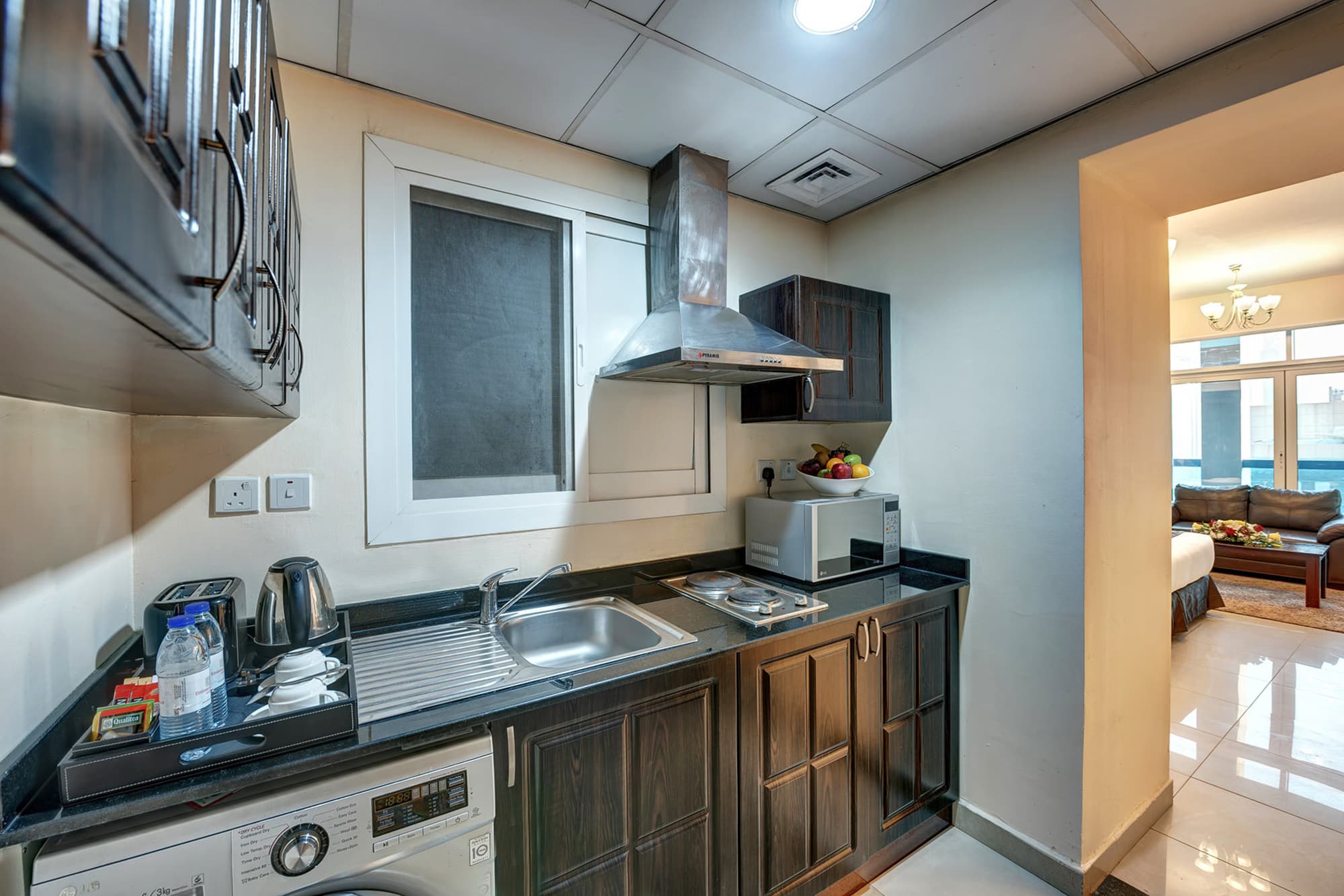 Sunday Mega Hotel Sheikh Zayed Road Near DIFC, Room