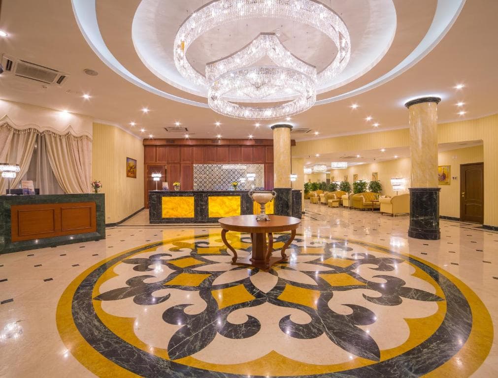 Ramada By Wyndham Almaty, Lobby