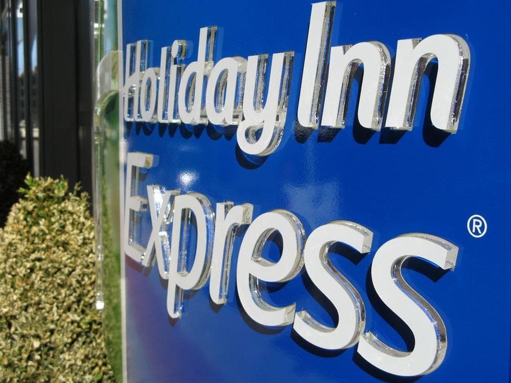 Premier Inn Düsseldorf City Centre, General view