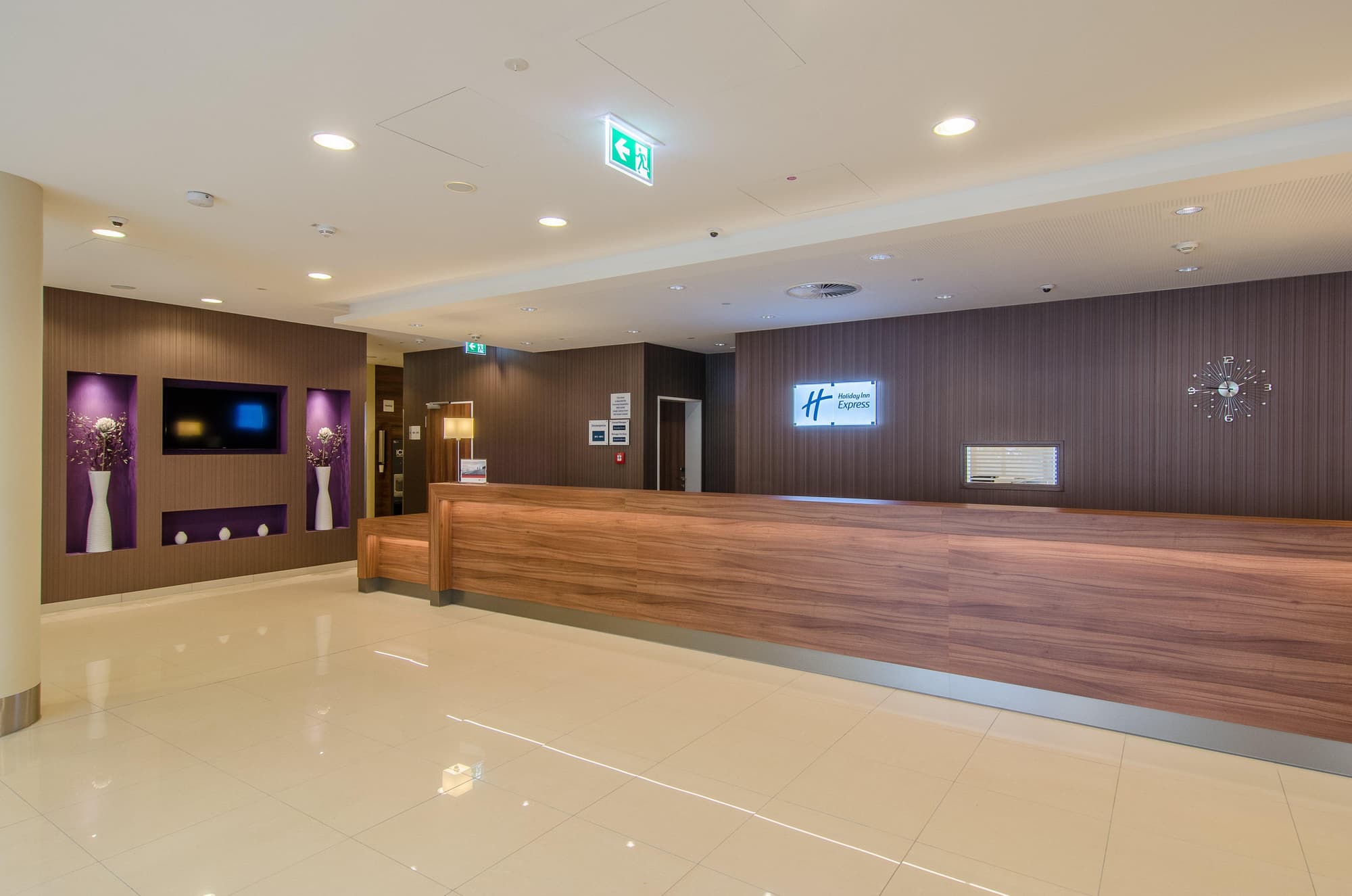 Premier Inn Düsseldorf City Centre, Lobby