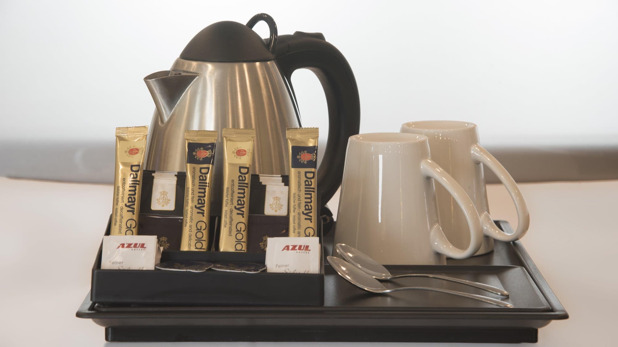 Premier Inn Düsseldorf City Centre, Room