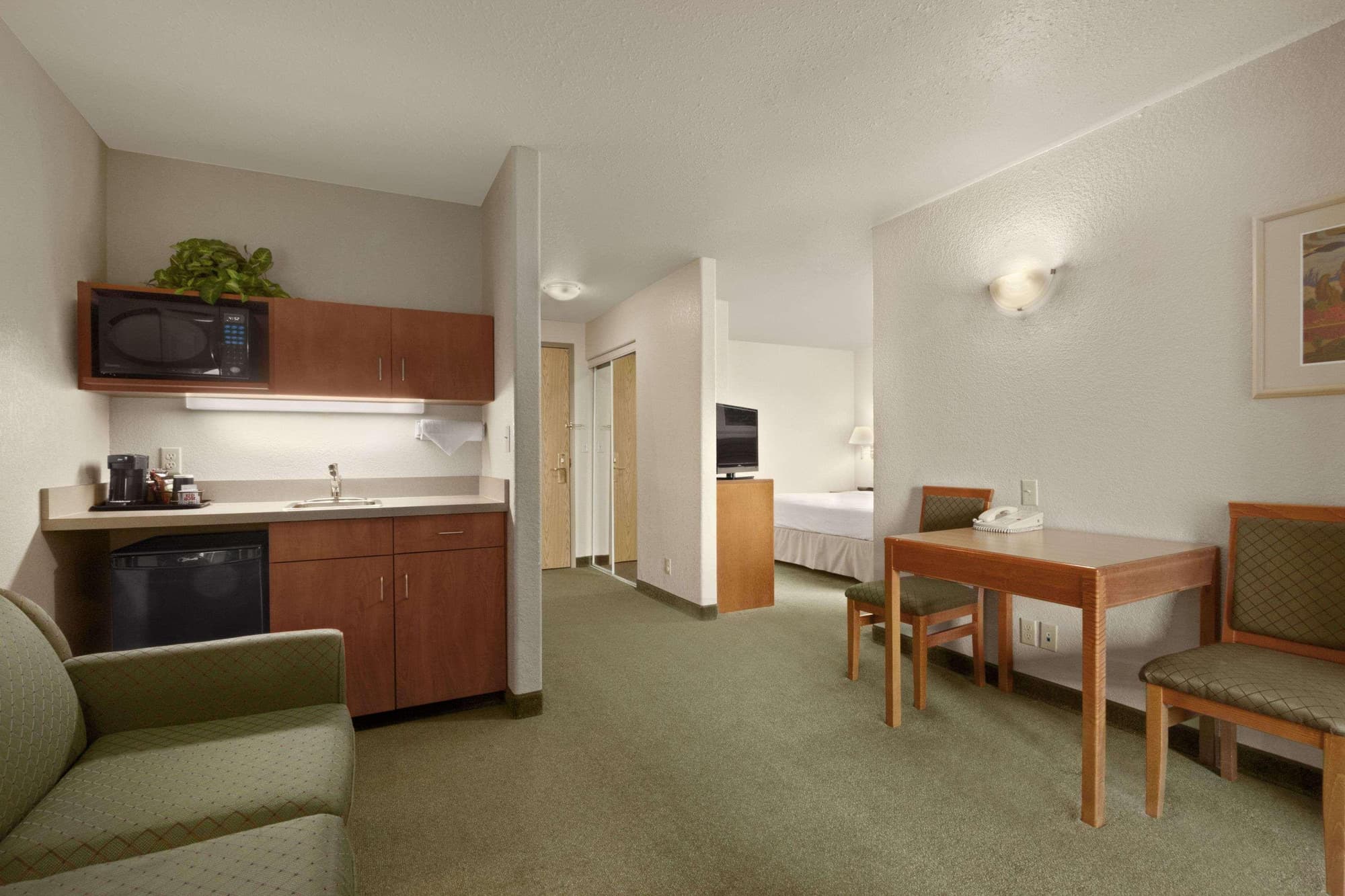 Days Inn By Wyndham Red Deer, Room