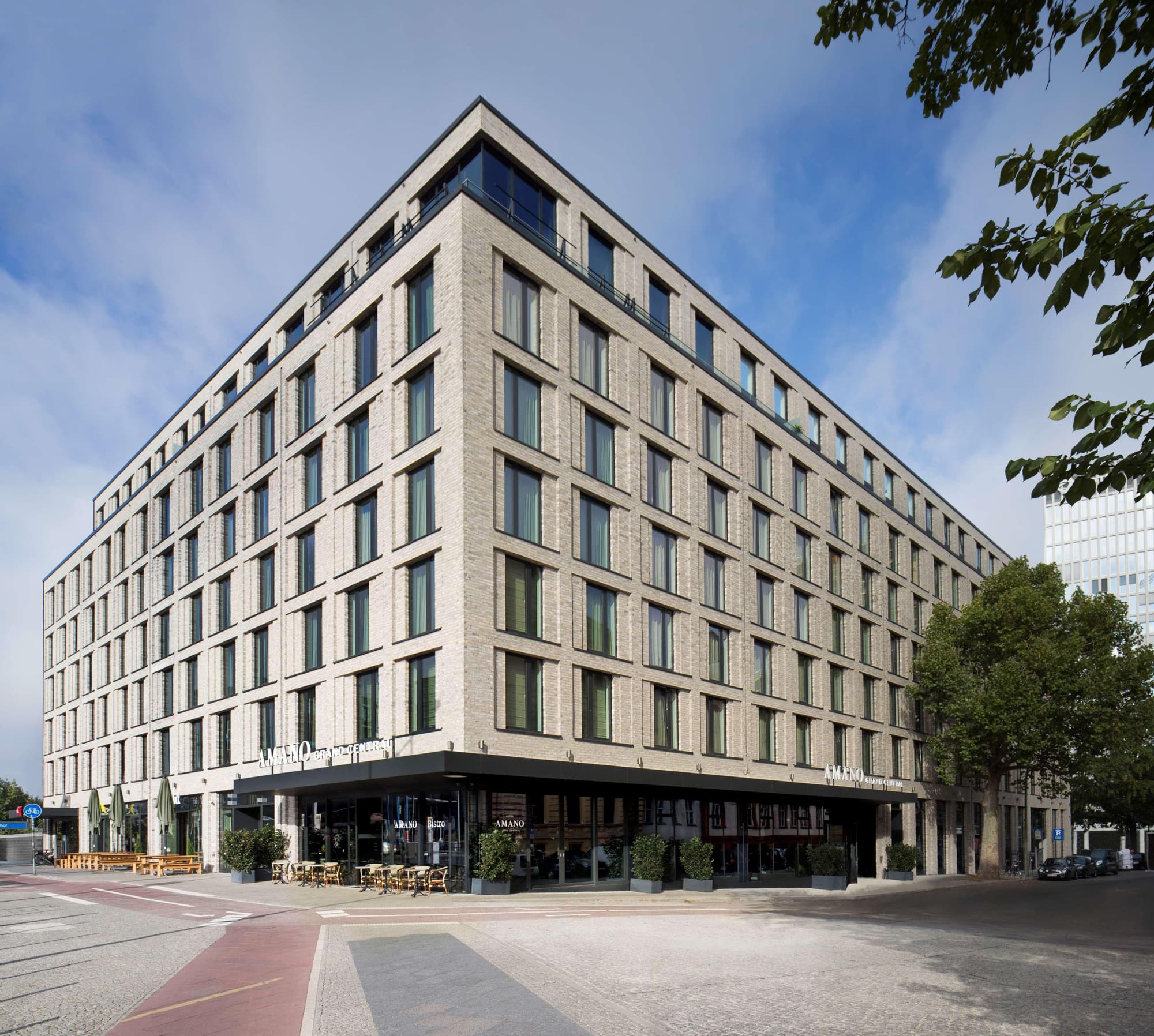 Amano Grand Central, General view