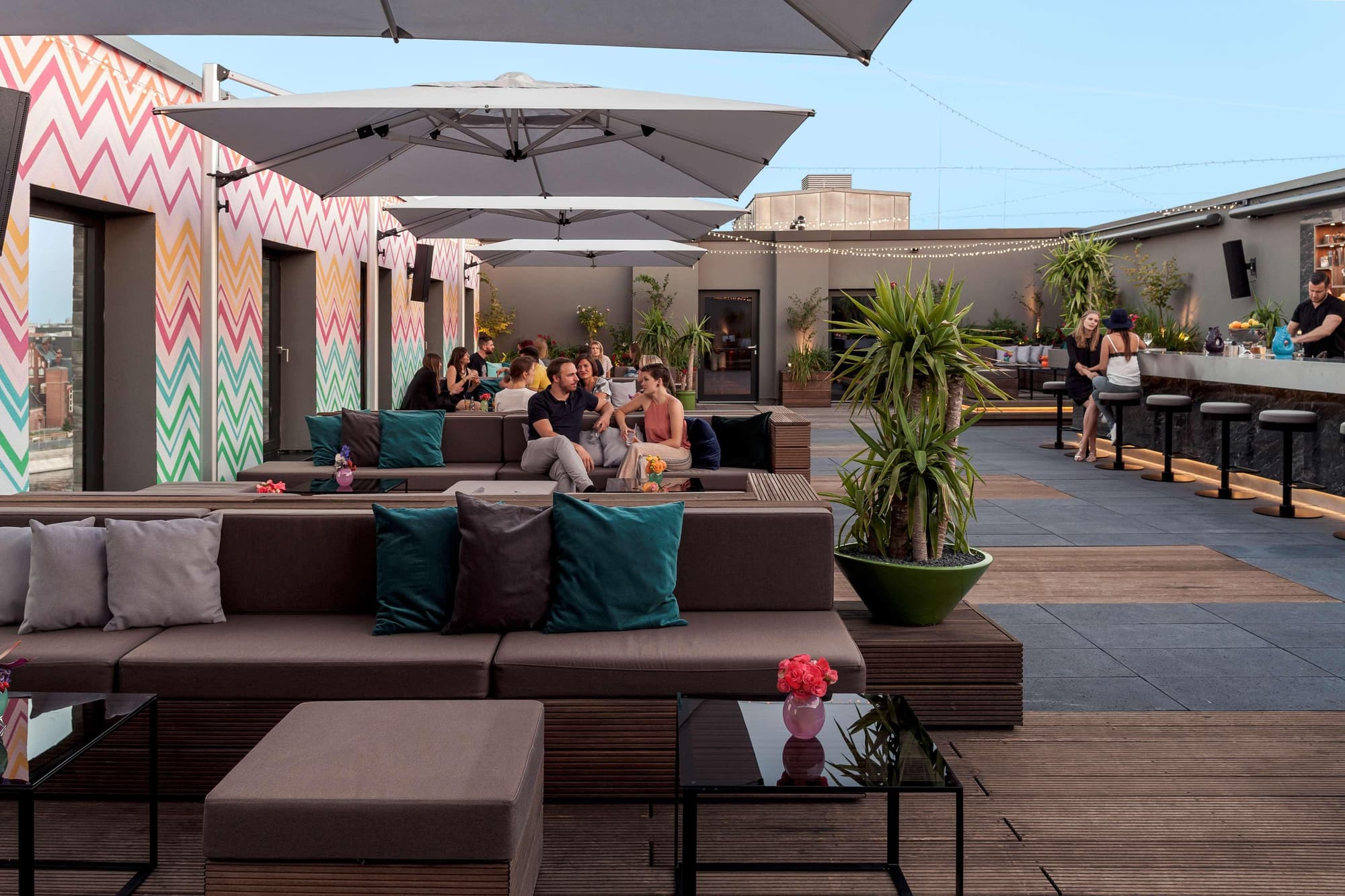 Amano Grand Central, Bar