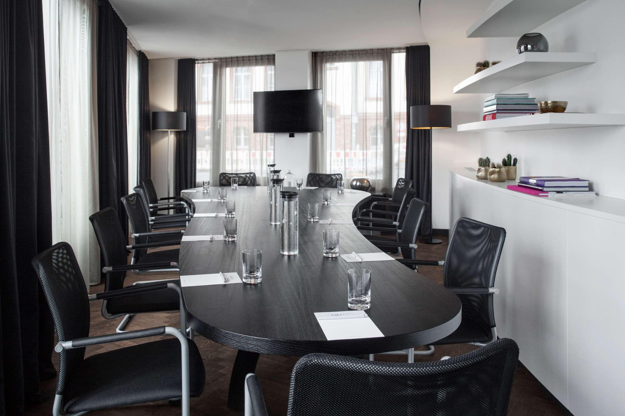 Amano Grand Central, Restaurant