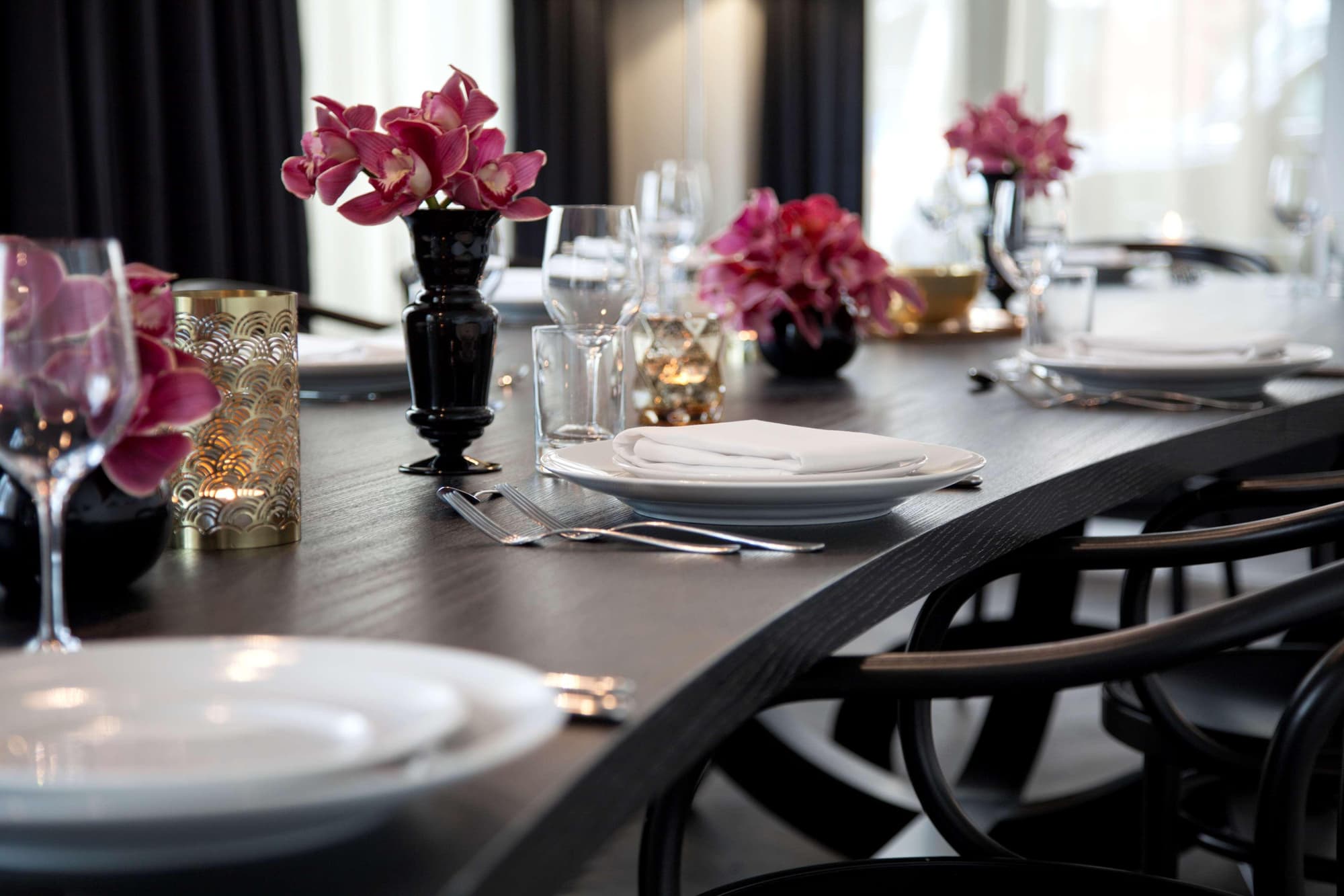 Amano Grand Central, Restaurant