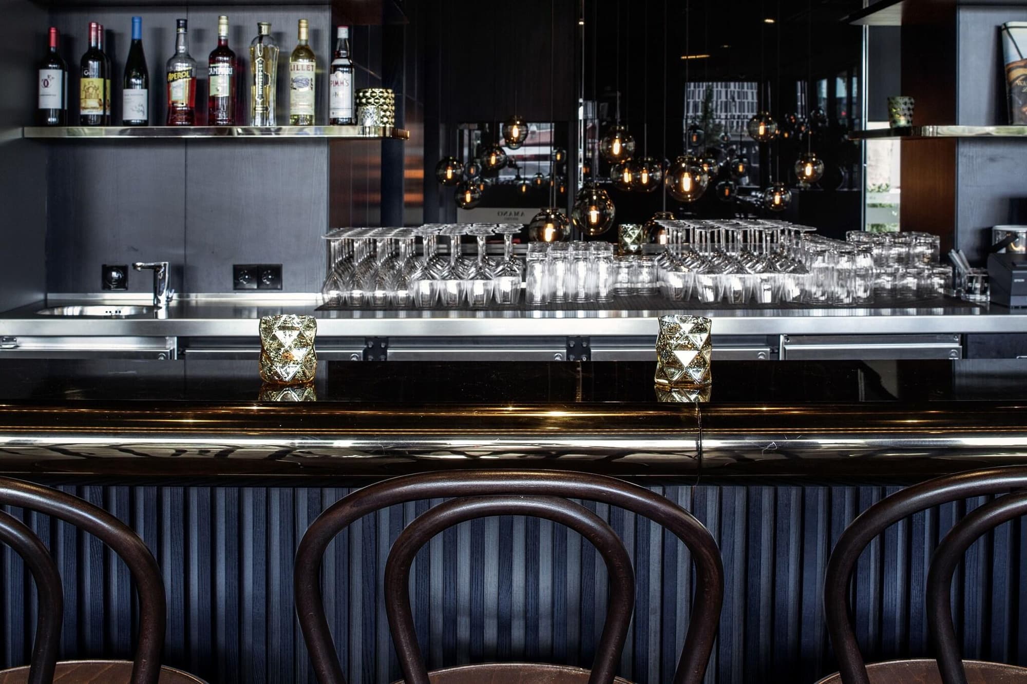 Amano Grand Central, Restaurant