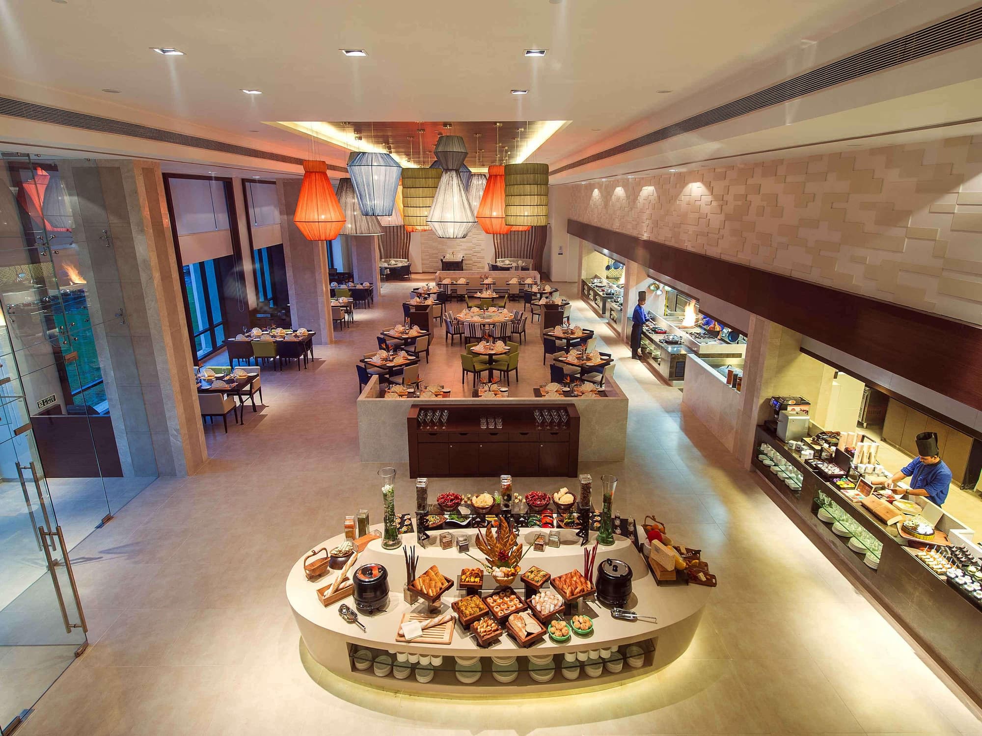 Novotel Imagicaa Khopoli, Restaurant