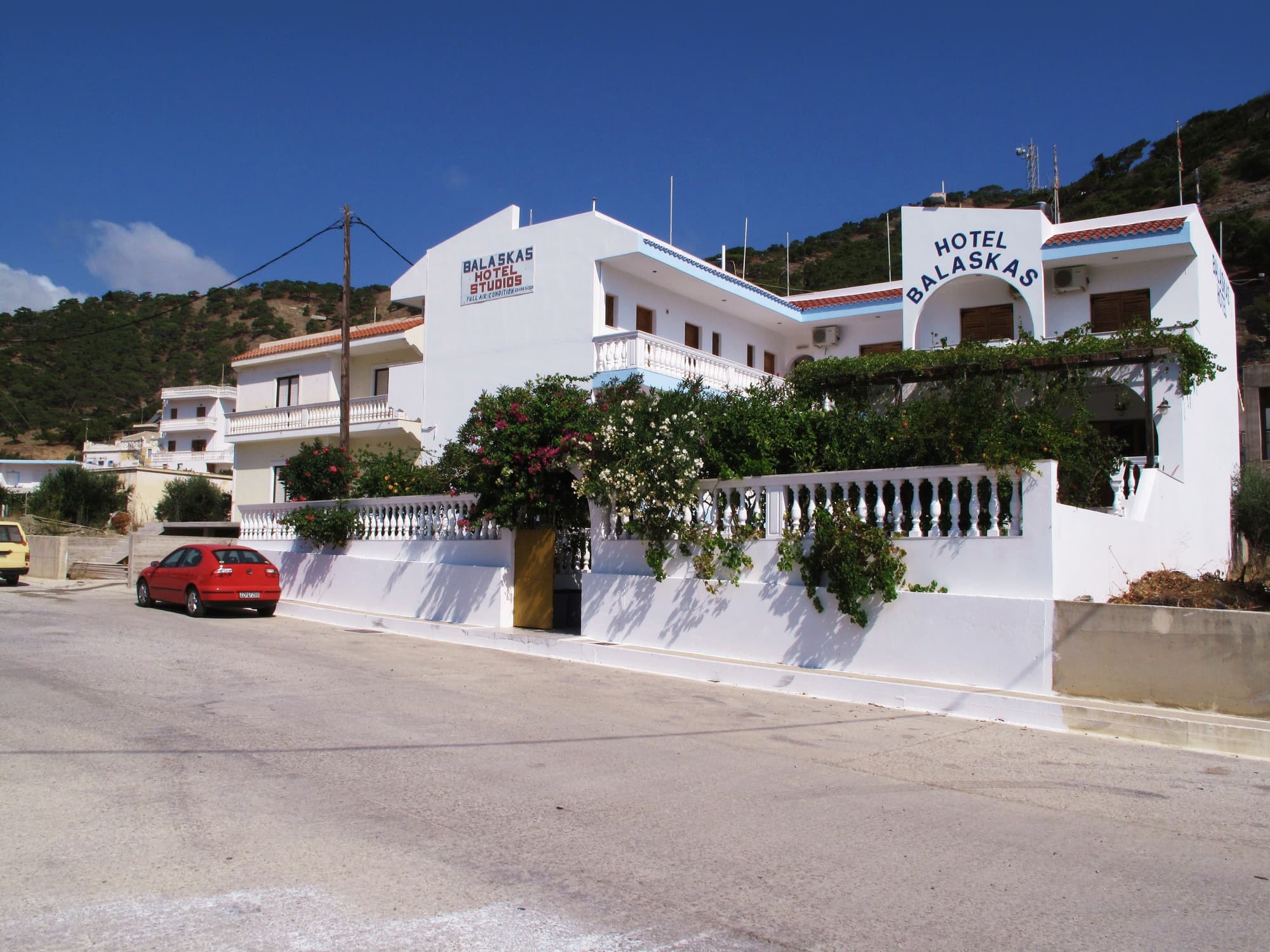 Balaskas Hotel, General view