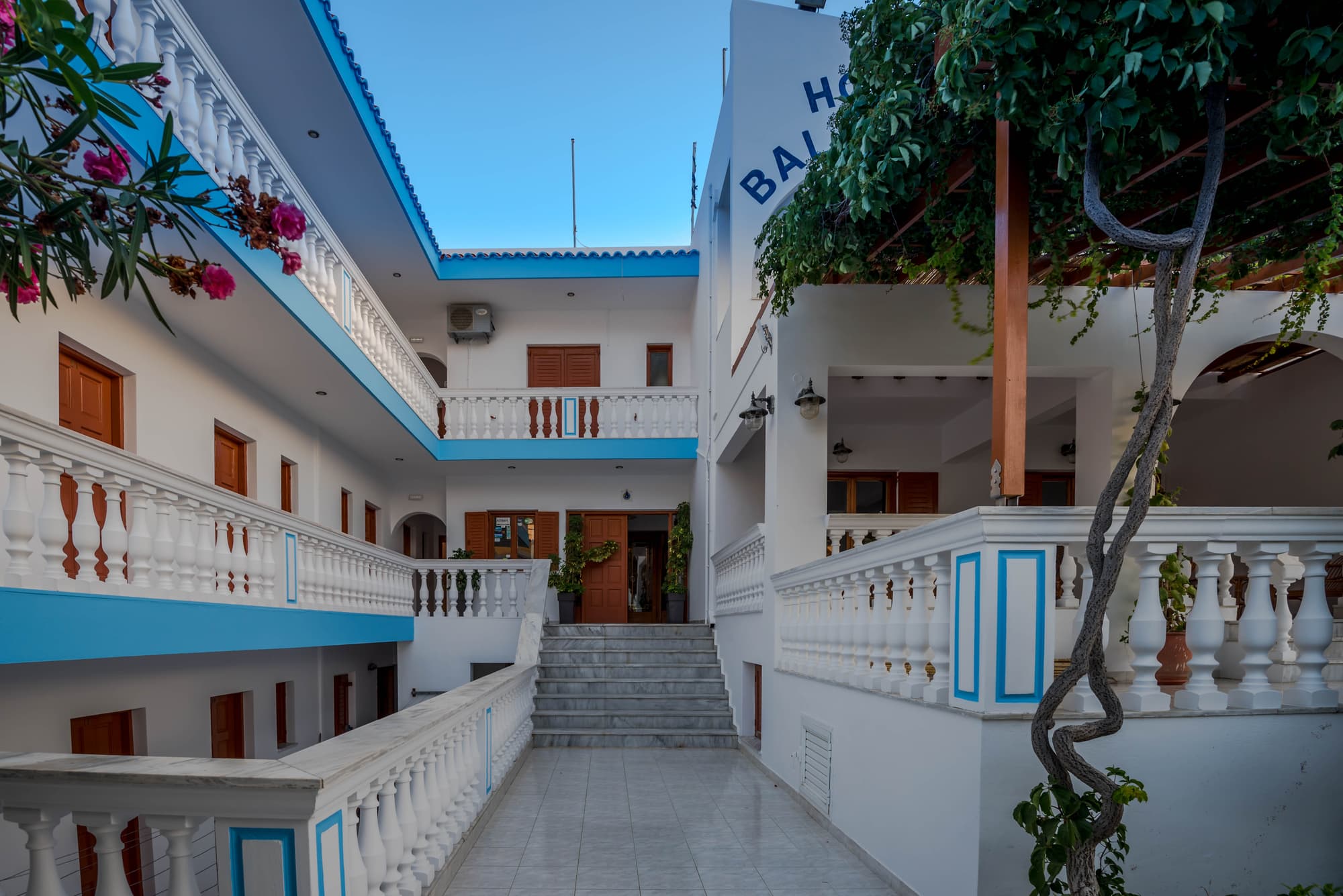 Balaskas Hotel, General view