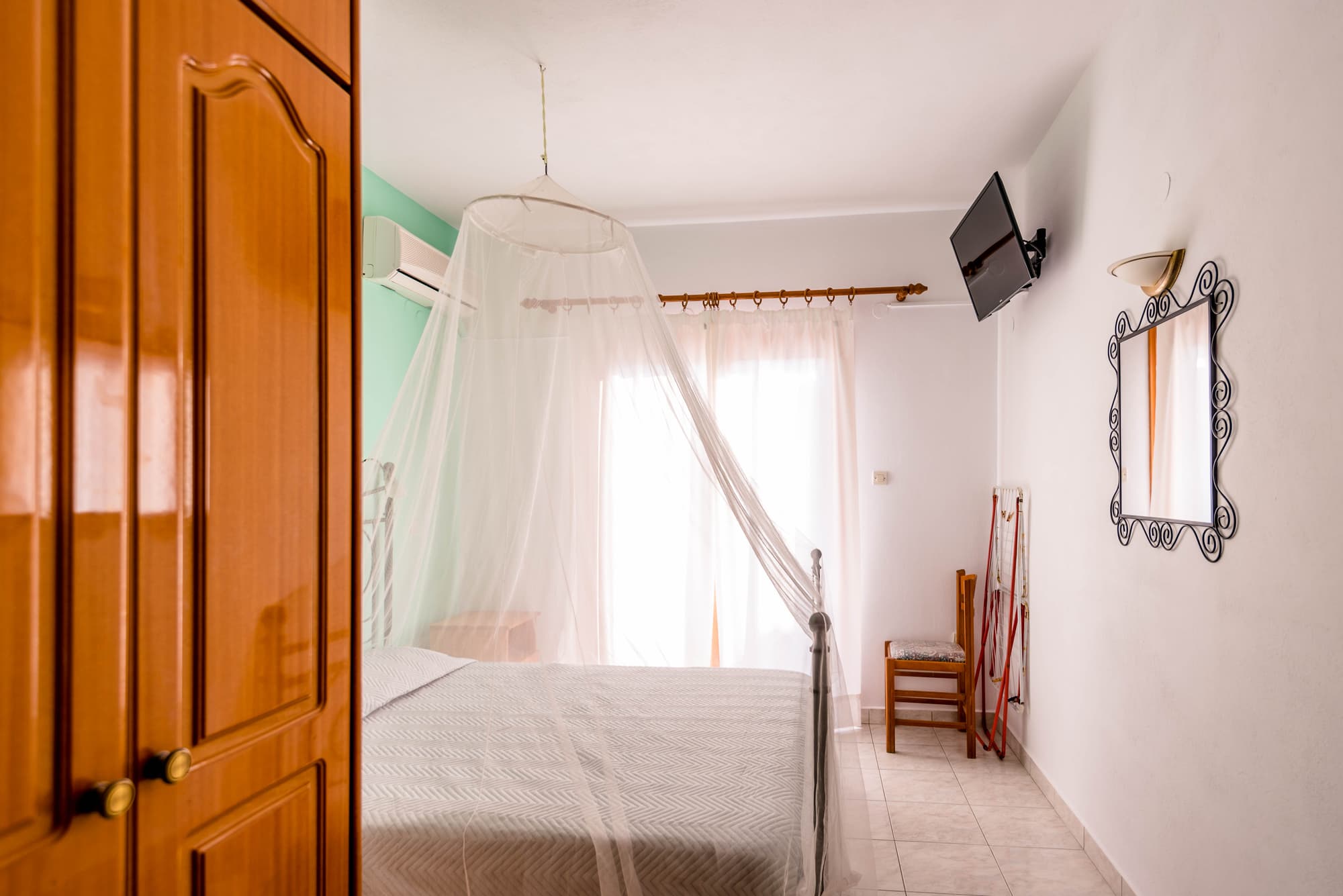 Balaskas Hotel, Room