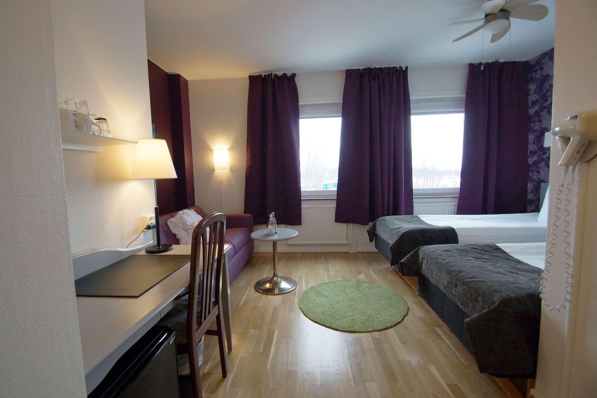 Best Western Plus Peninsula Hotel, Sports and Entertainment