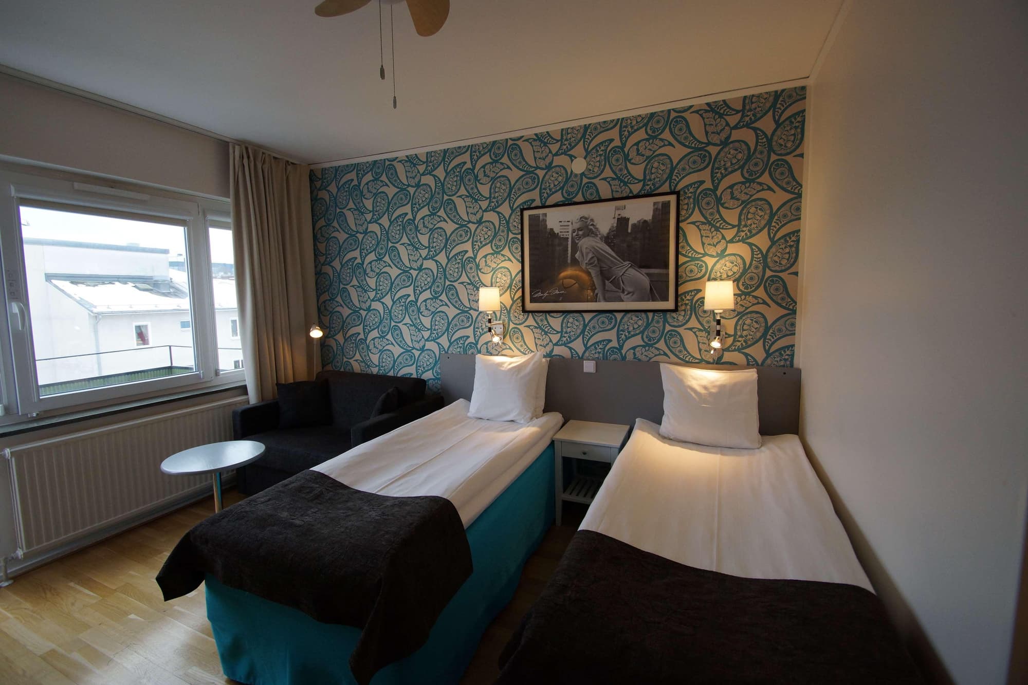 Best Western Plus Peninsula Hotel, Room