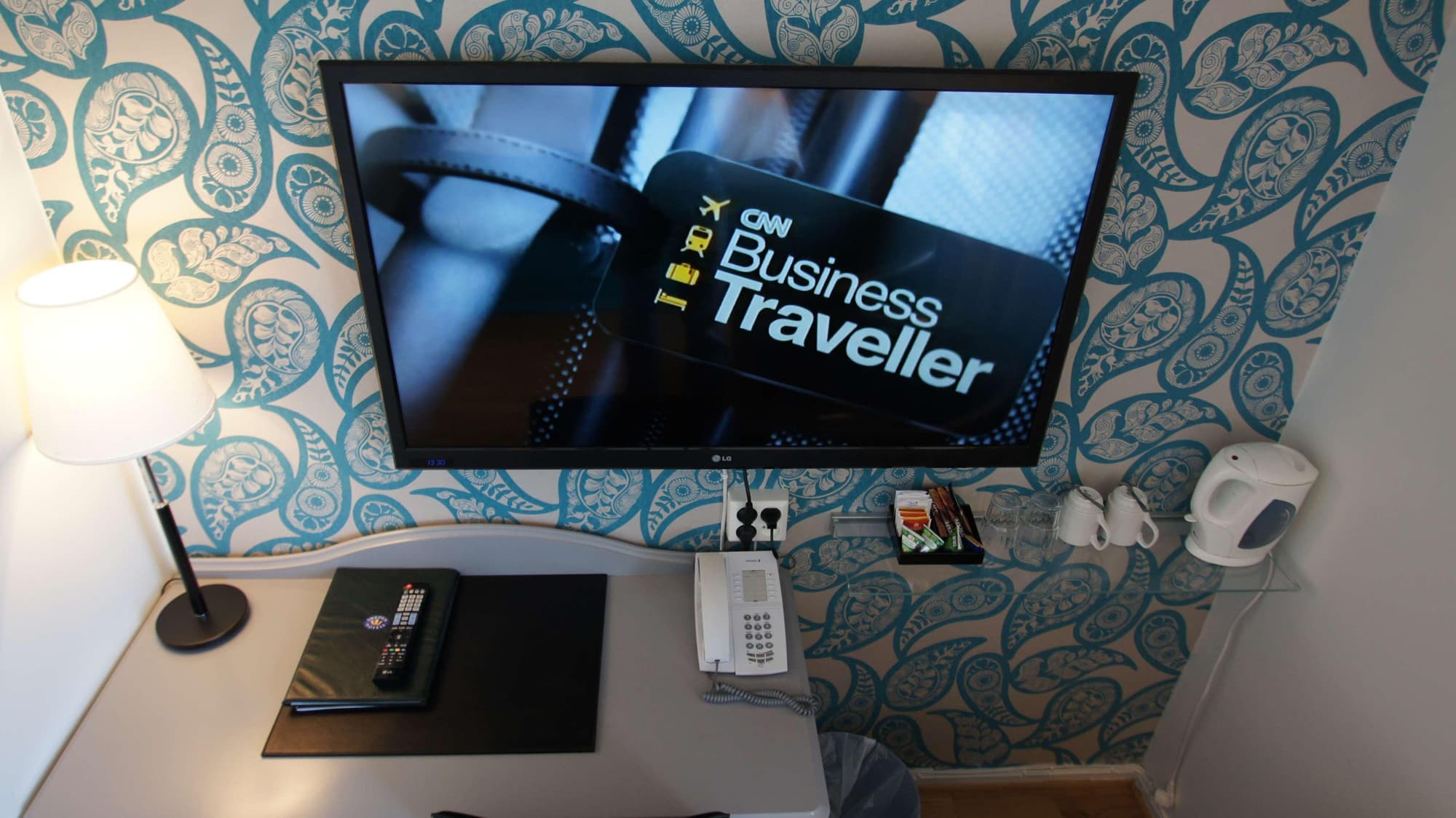 Best Western Plus Peninsula Hotel, Room