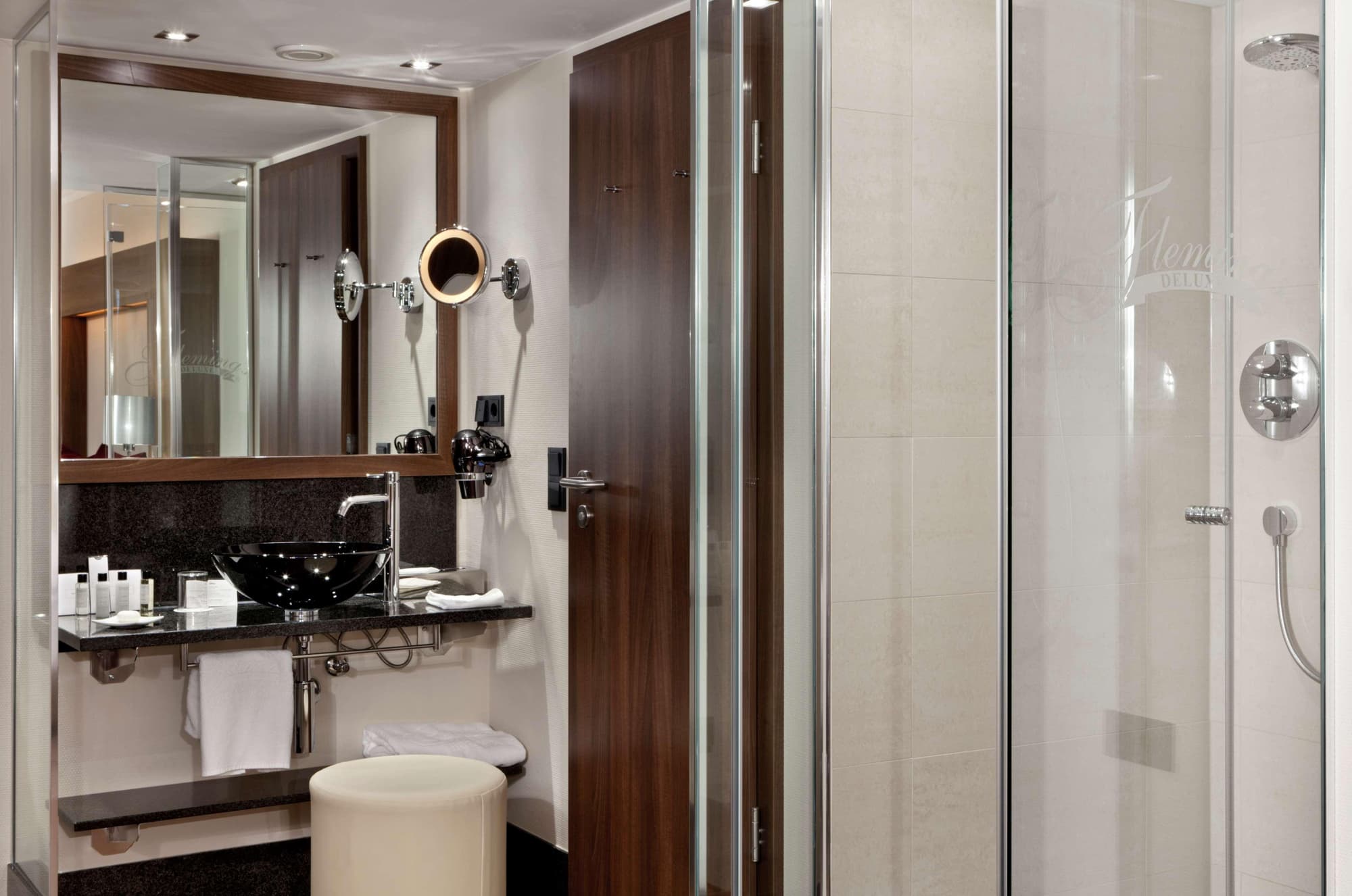 Flemings Hotel Frankfurt Main-Riverside, Room